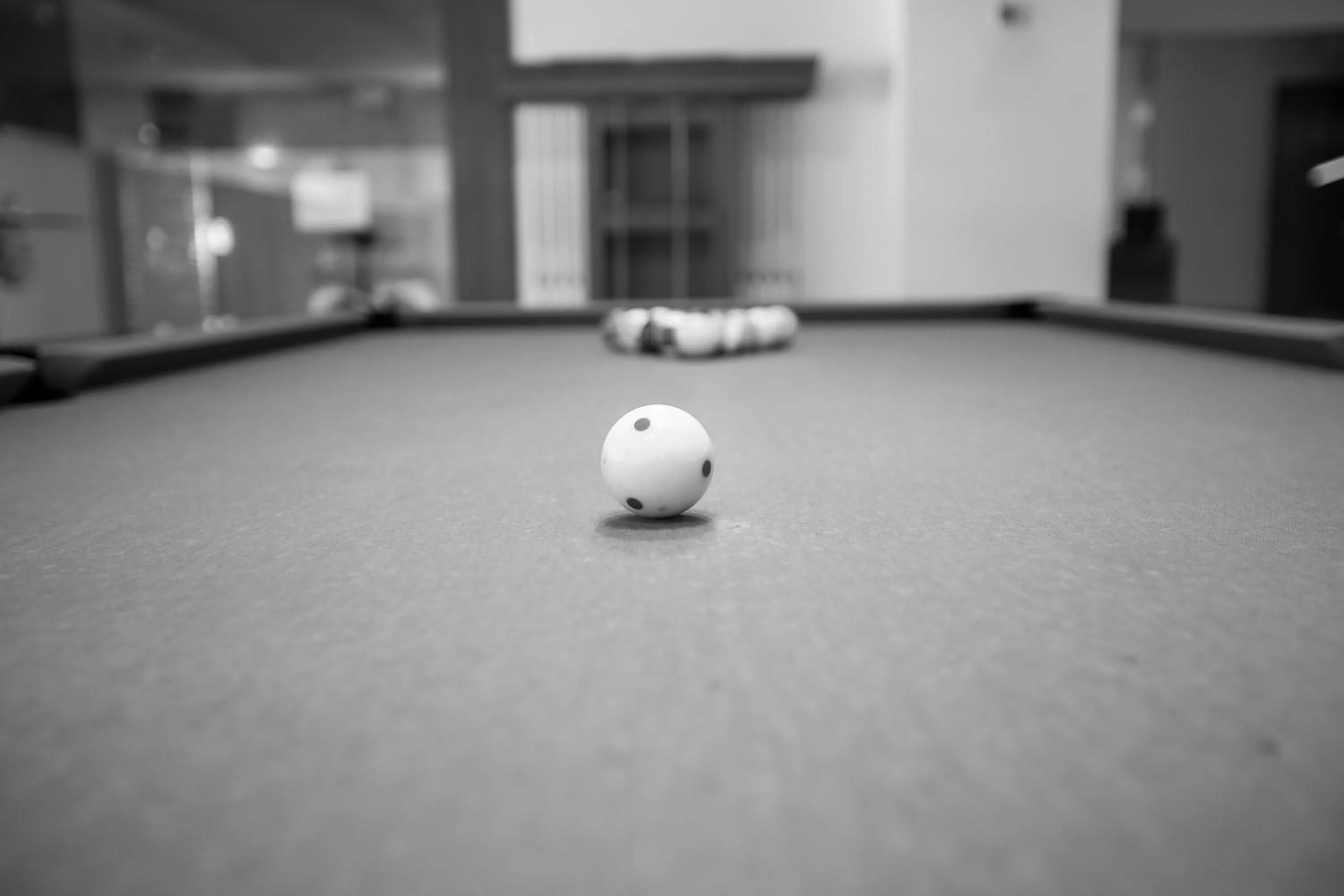 Billiard in Long Beach Hotel