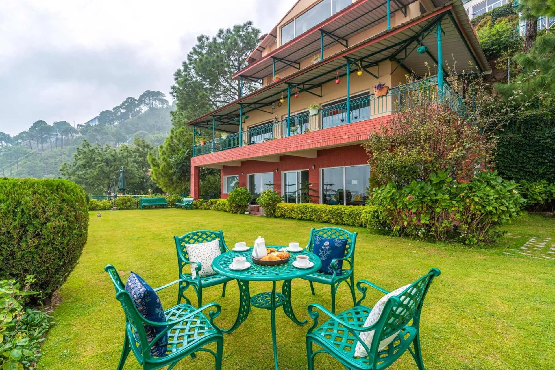 Property building in StayVista at Ludlow House Luxury Villa with Lawn & Fireplace at Mall Road