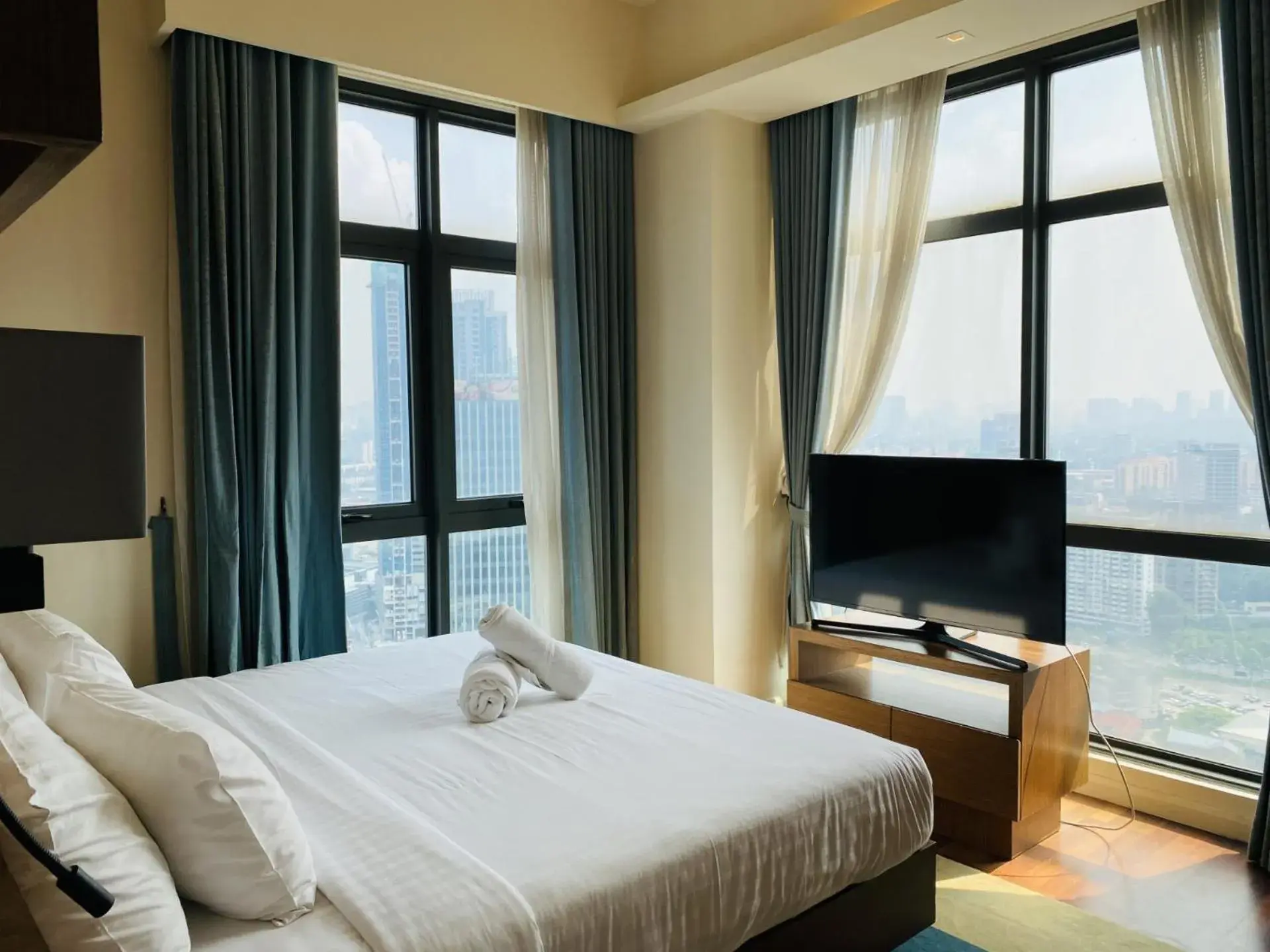 Bed in Tribeca Serviced Hotel by Millennium Bed in Tribeca Serviced Hotel by Millennium