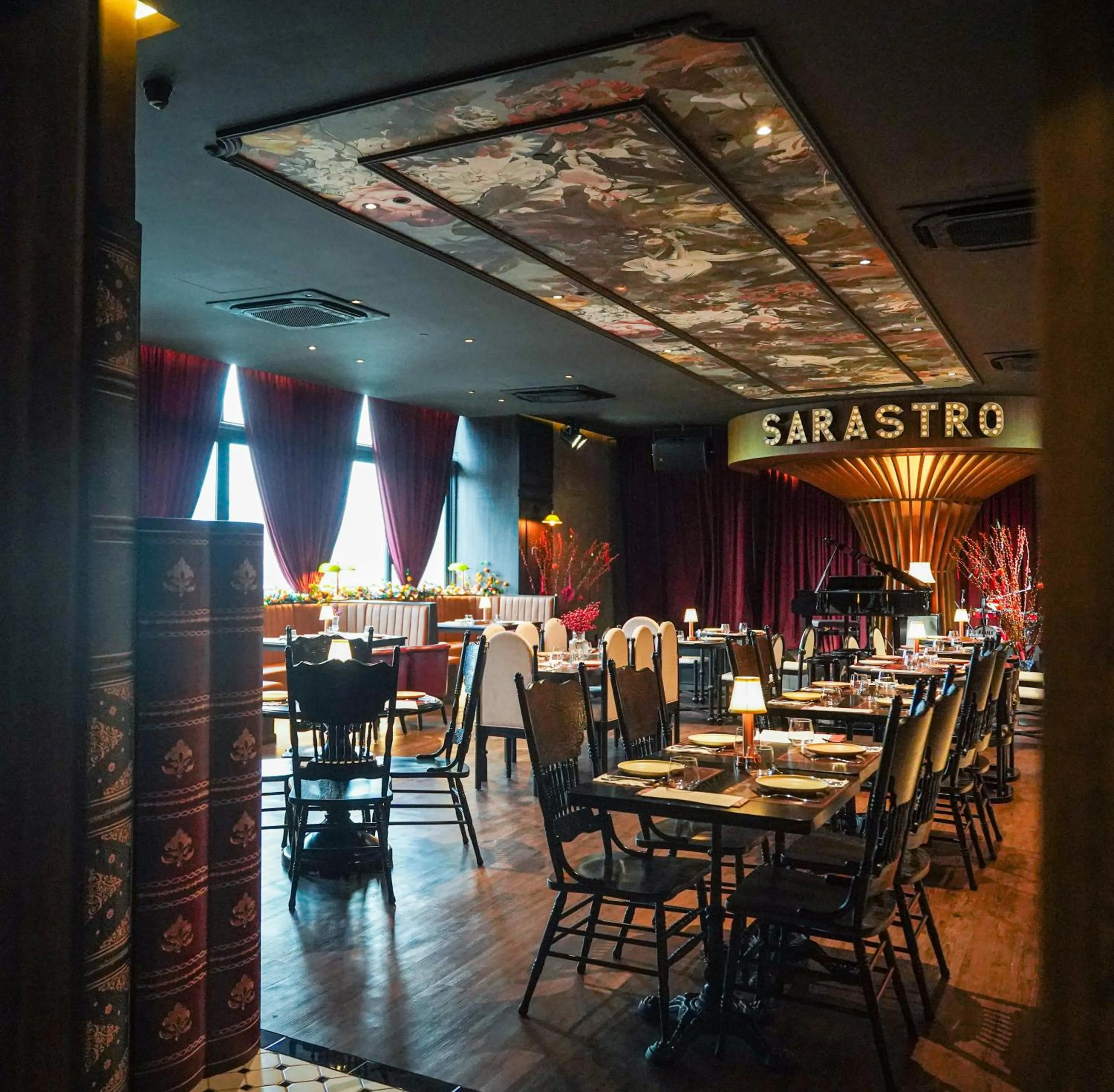 Restaurant/places to eat in Tribeca Serviced Hotel by Millennium