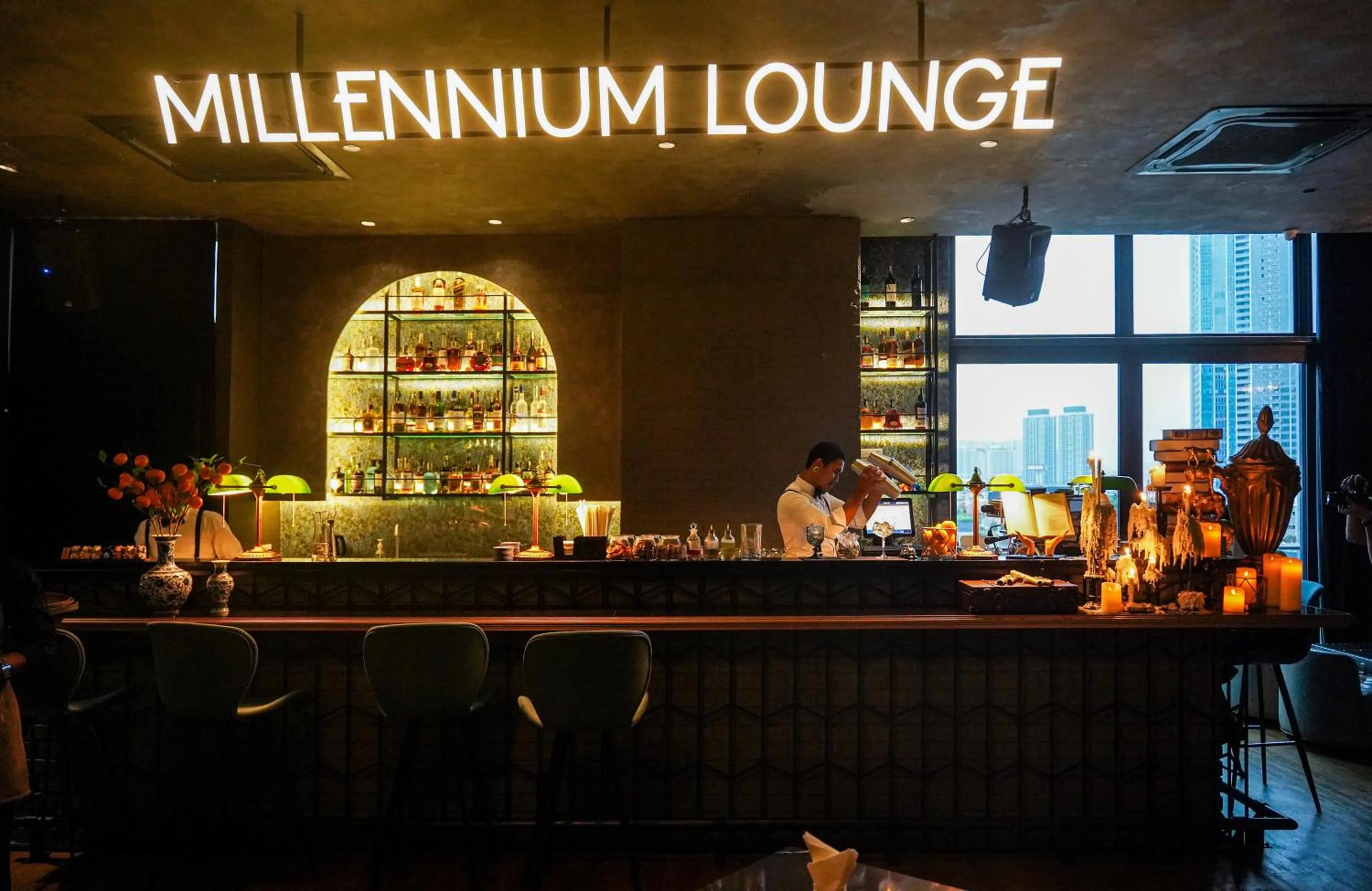 Lounge or bar in Tribeca Serviced Hotel by Millennium