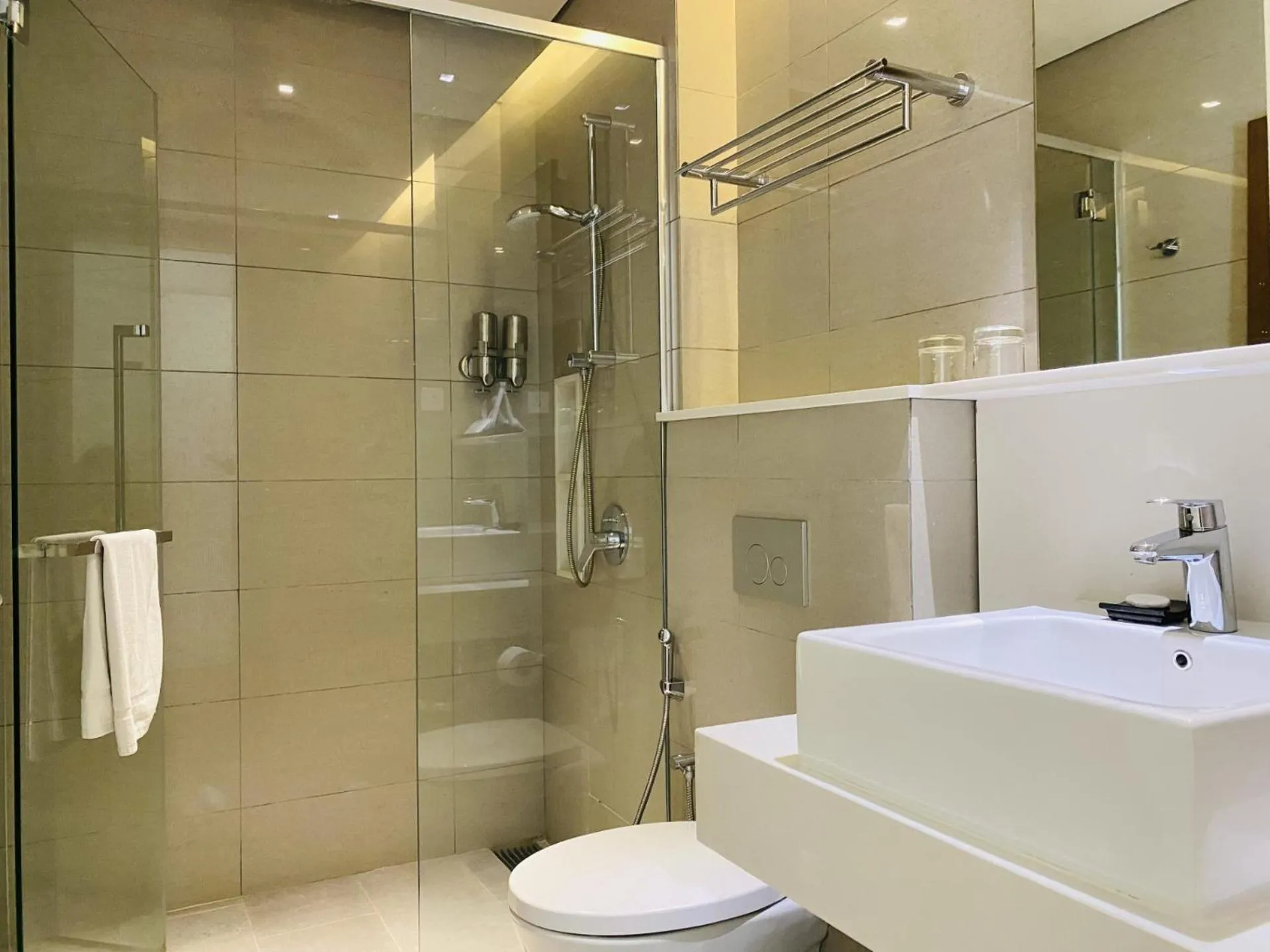 Toilet in Tribeca Serviced Hotel by Millennium