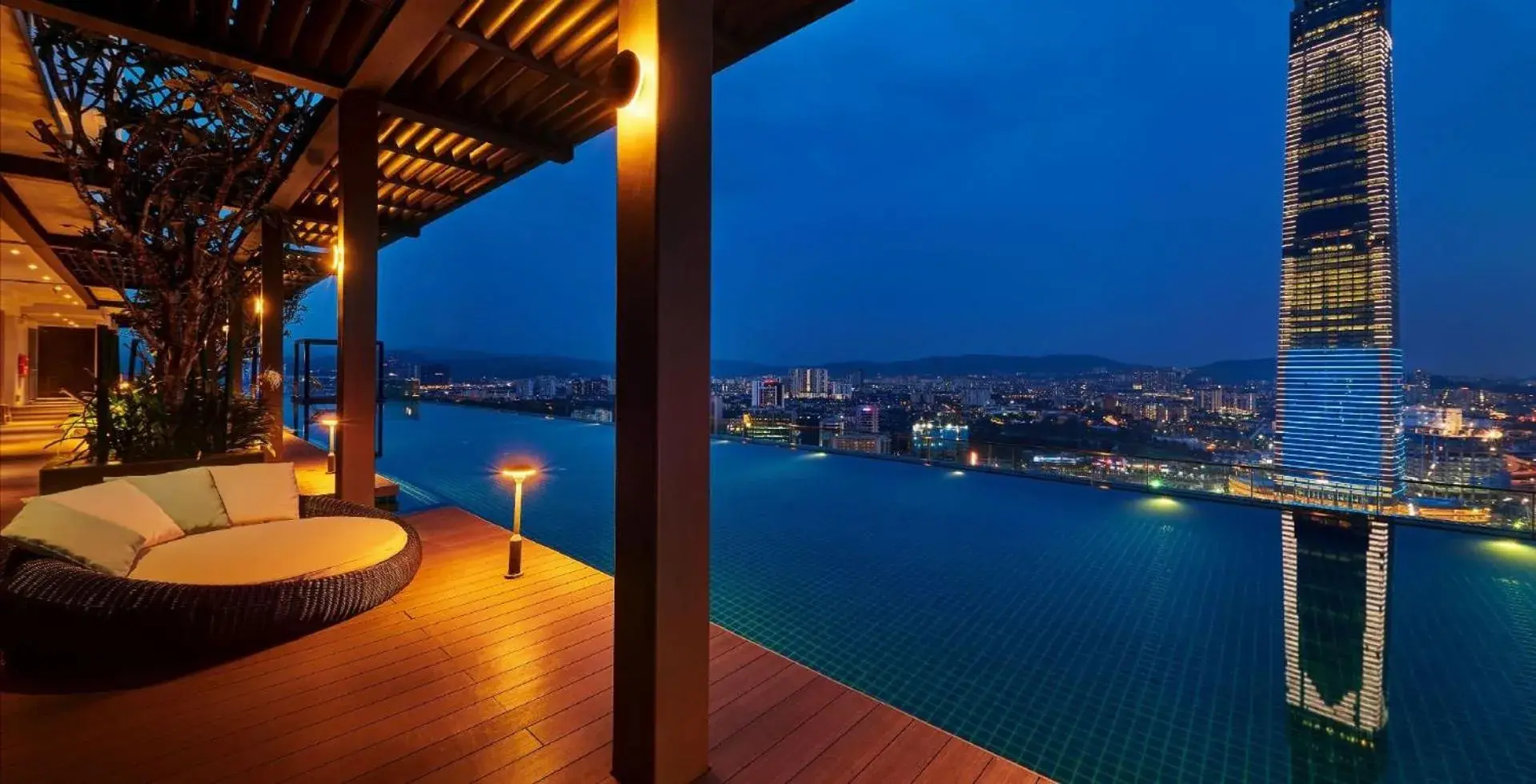 Executive Suite E1 (Two-Bedroom Suite) in Tribeca Serviced Hotel by Millennium Executive Suite E1 (Two-Bedroom Suite) in Tribeca Serviced Hotel by Millennium