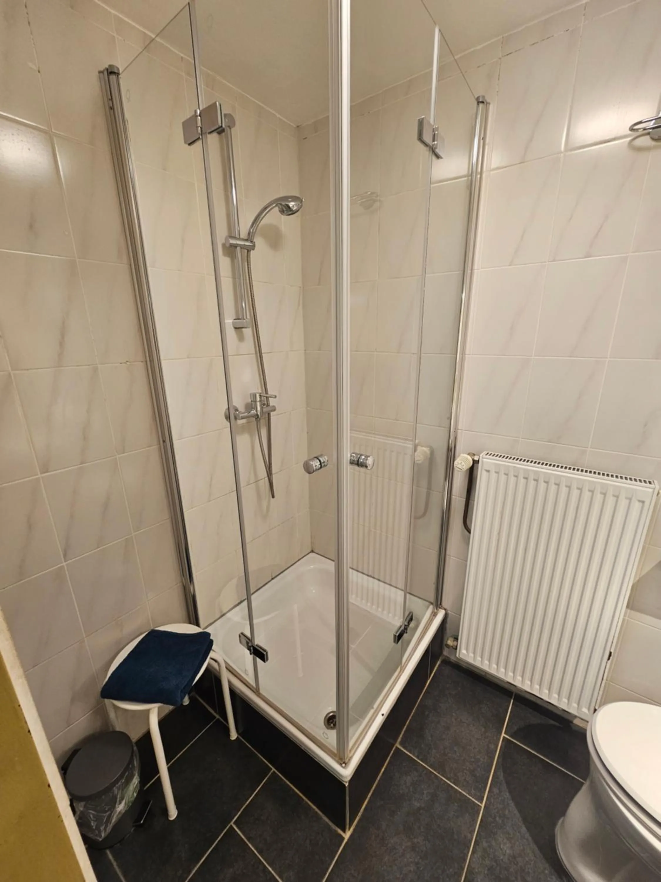 Shower in Karawanken Lodge