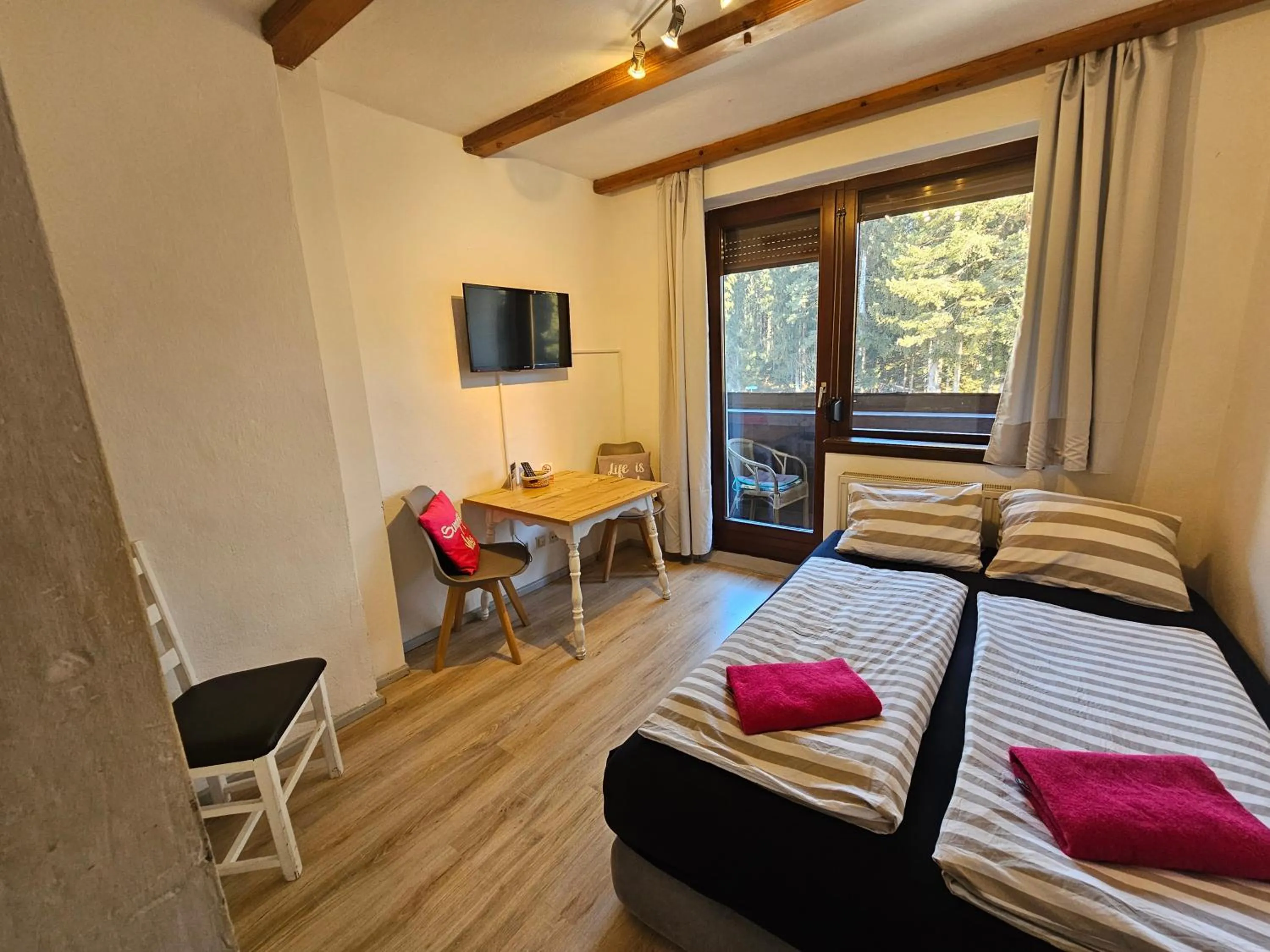 Balcony/Terrace, Bed in Karawanken Lodge