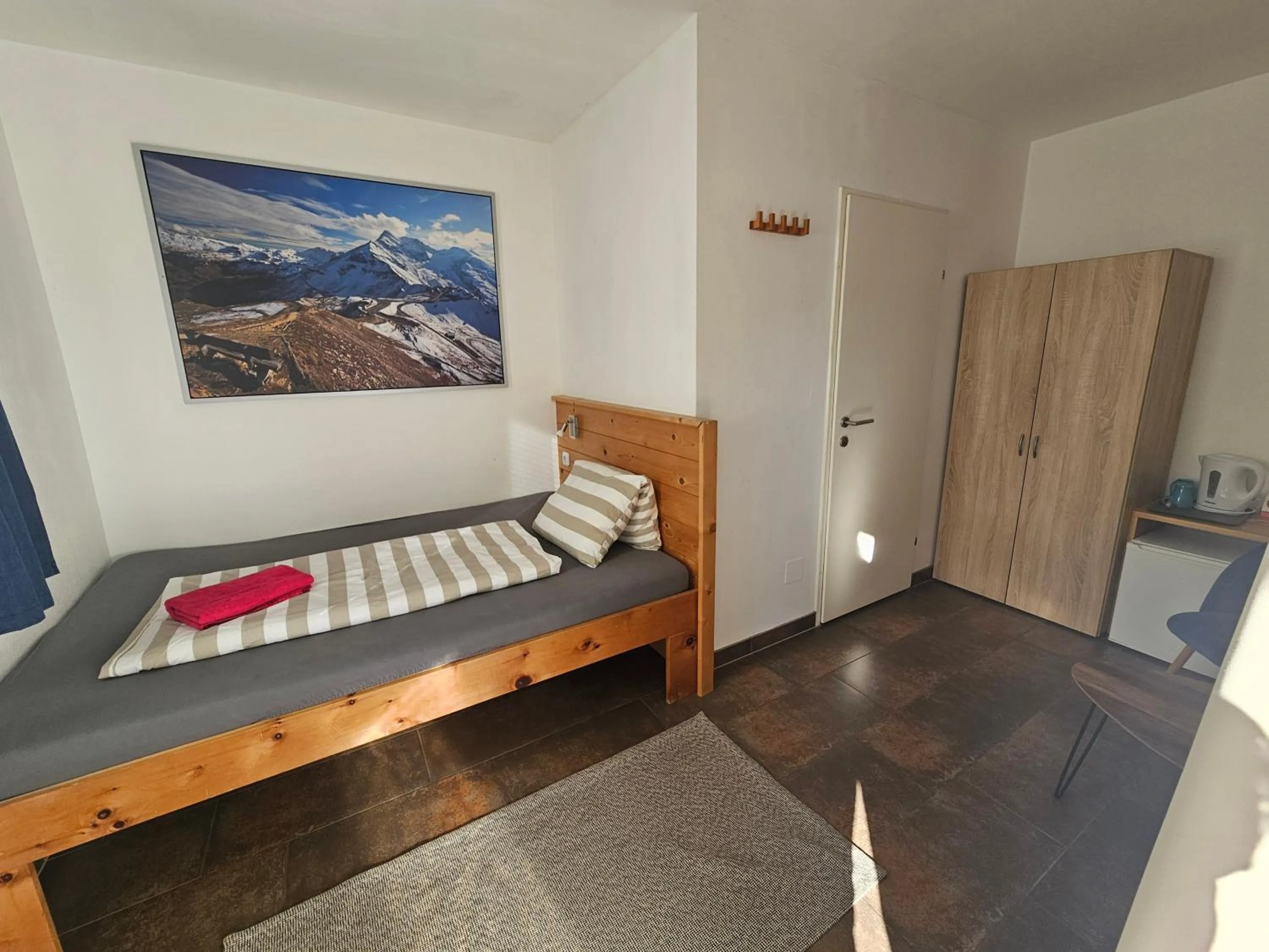 Photo of the whole room, Bed in Karawanken Lodge