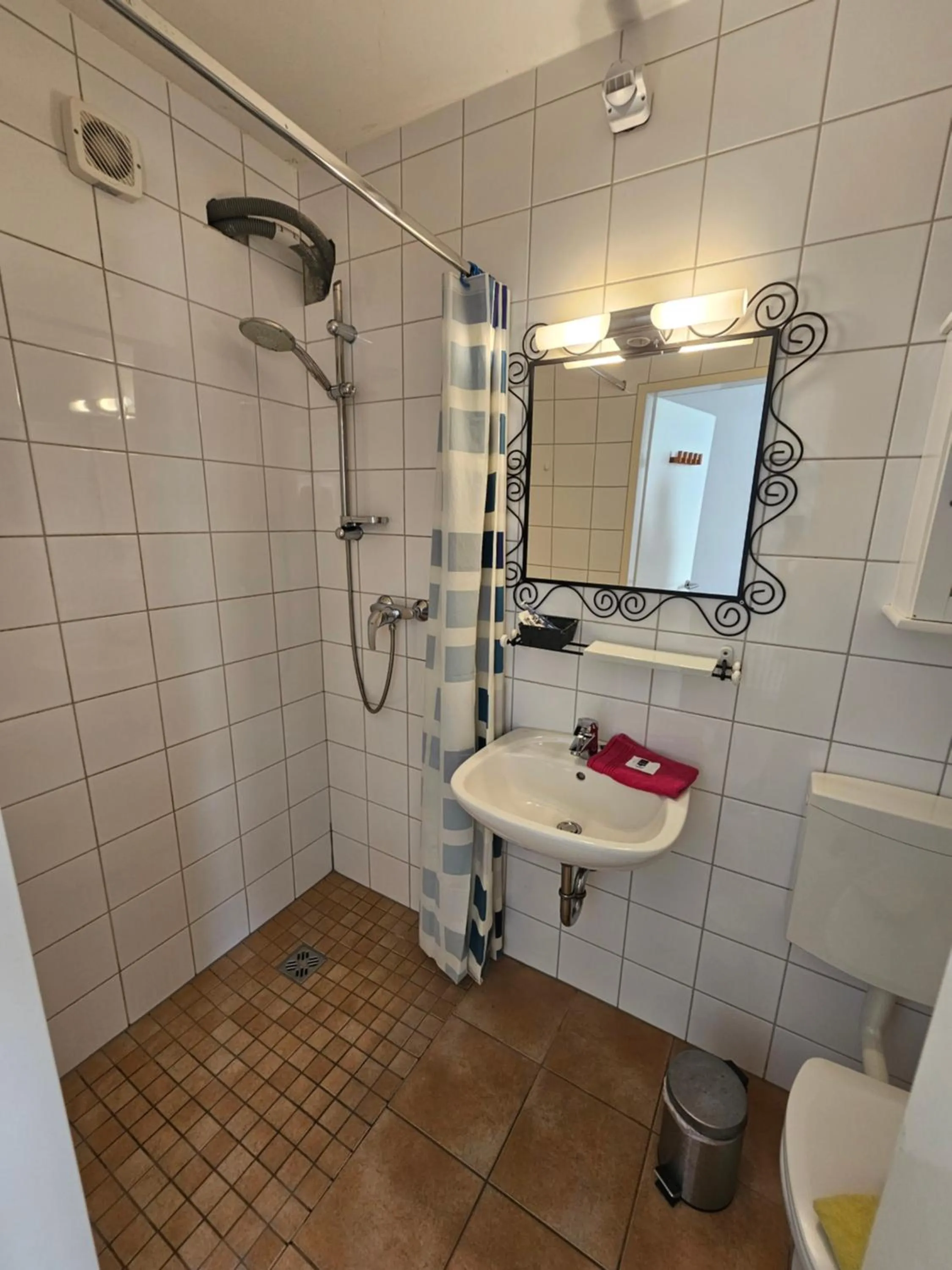 Shower in Karawanken Lodge