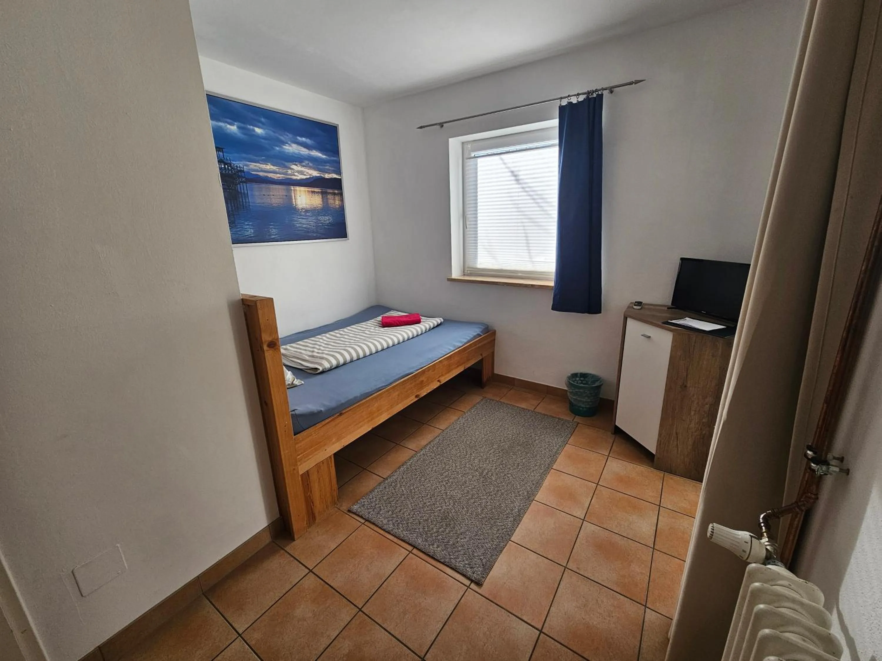 Photo of the whole room, Bed in Karawanken Lodge