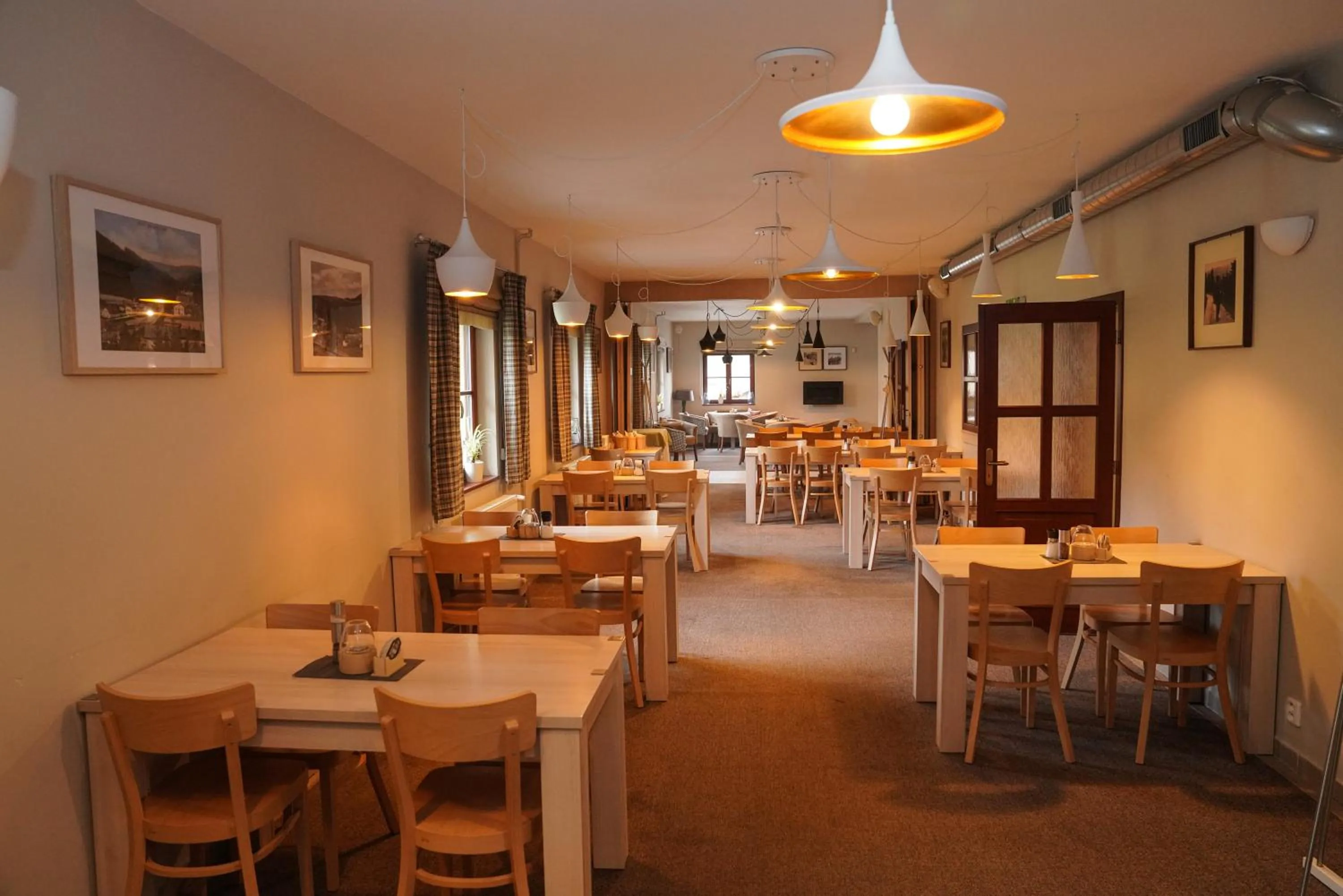 Restaurant/places to eat in Wellness hotel Sauna