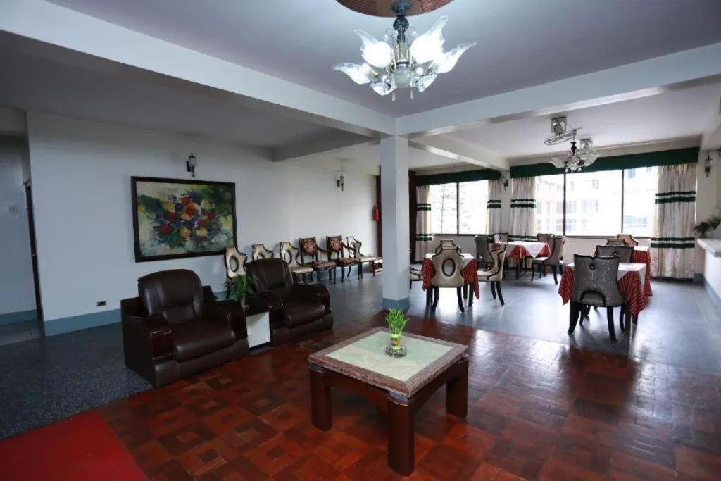 Meridian Hotel & Restaurant