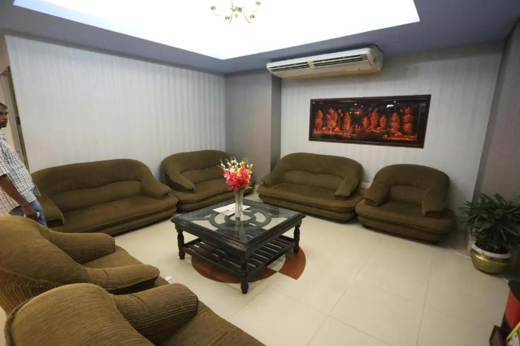 Meridian Hotel & Restaurant