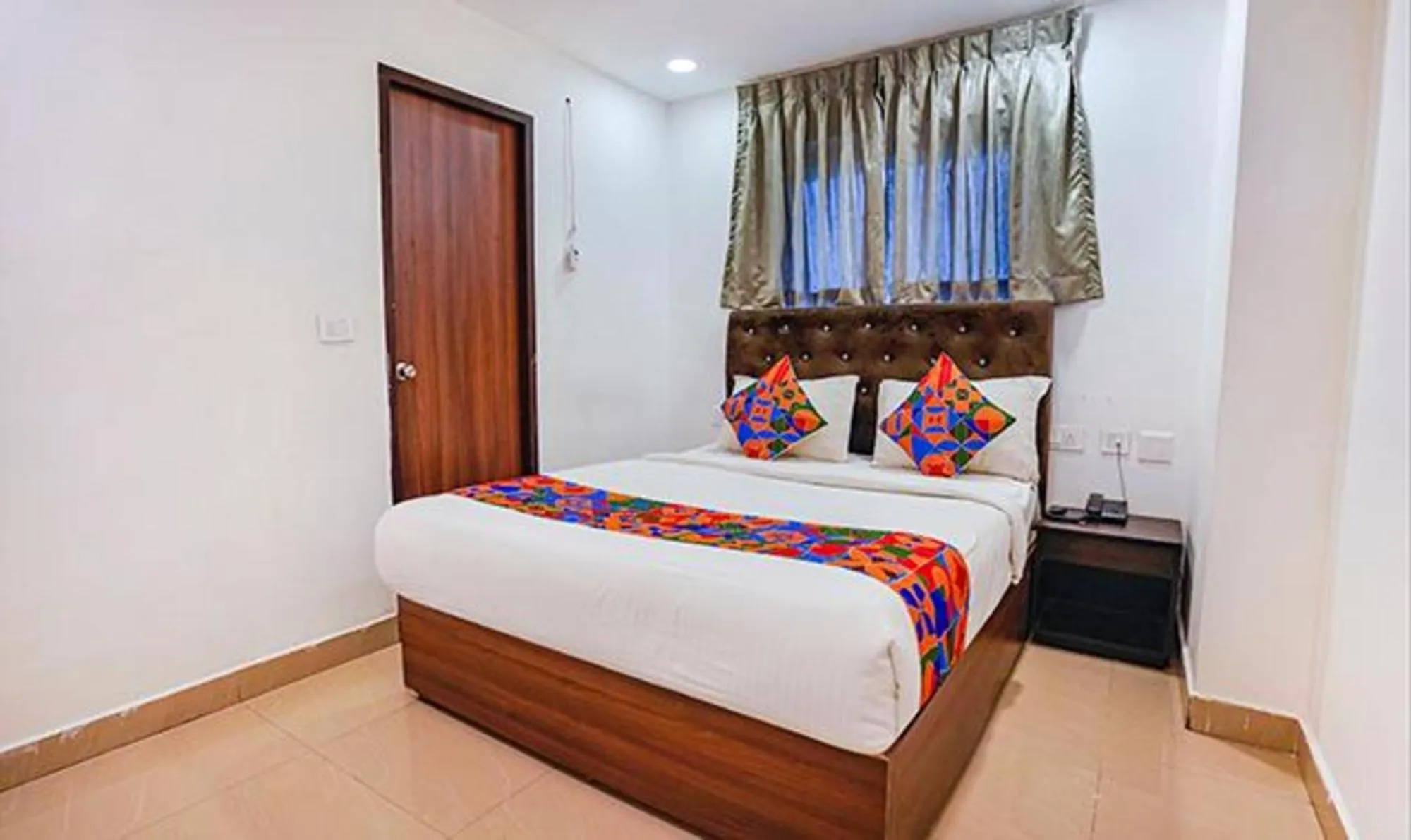 Bed in FabHotel Earth - Nr Guindy Industrial Estate