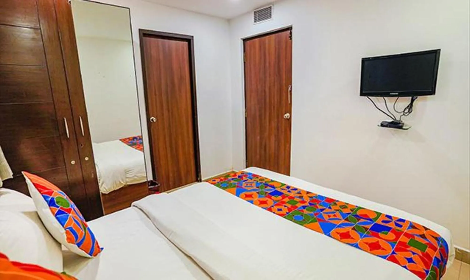 Bed in FabHotel Earth - Nr Guindy Industrial Estate