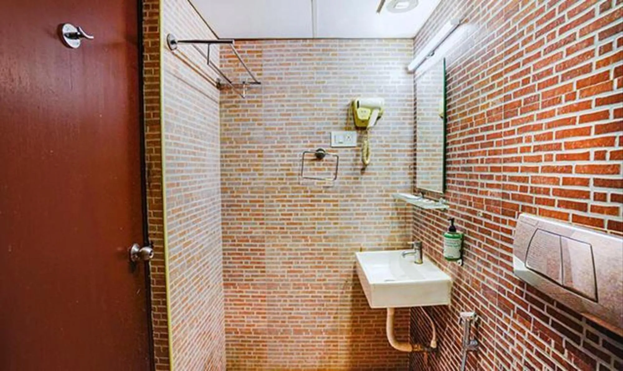 Toilet in FabHotel Earth - Nr Guindy Industrial Estate