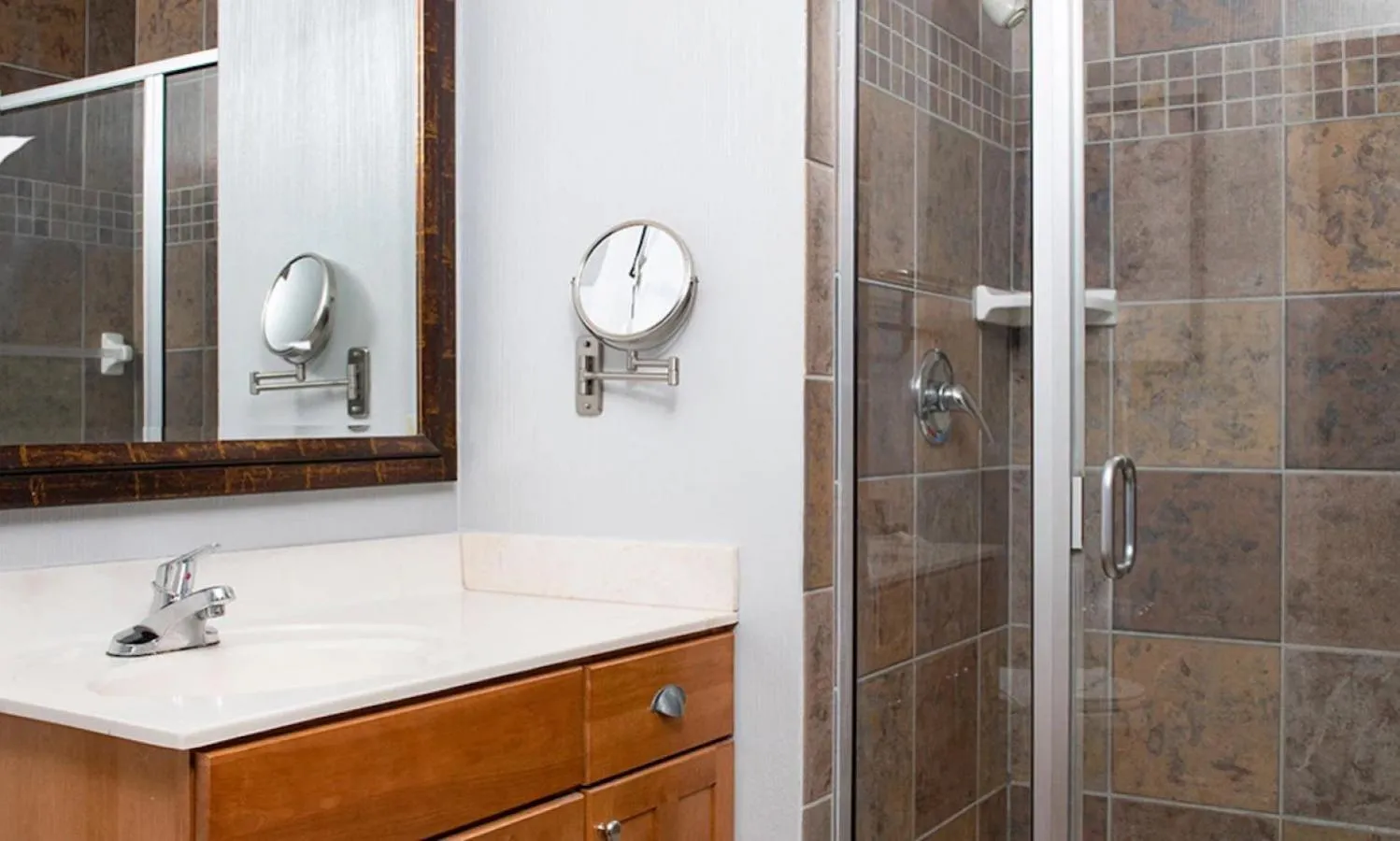 Bathroom in Wyndham Glacier Canyon 2 BR
