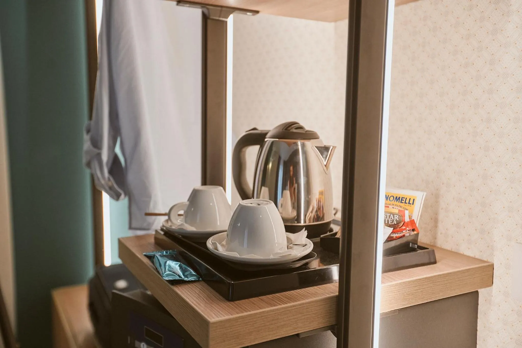 Coffee/tea facilities in Castrichella Boutique Hotel Rome Airport