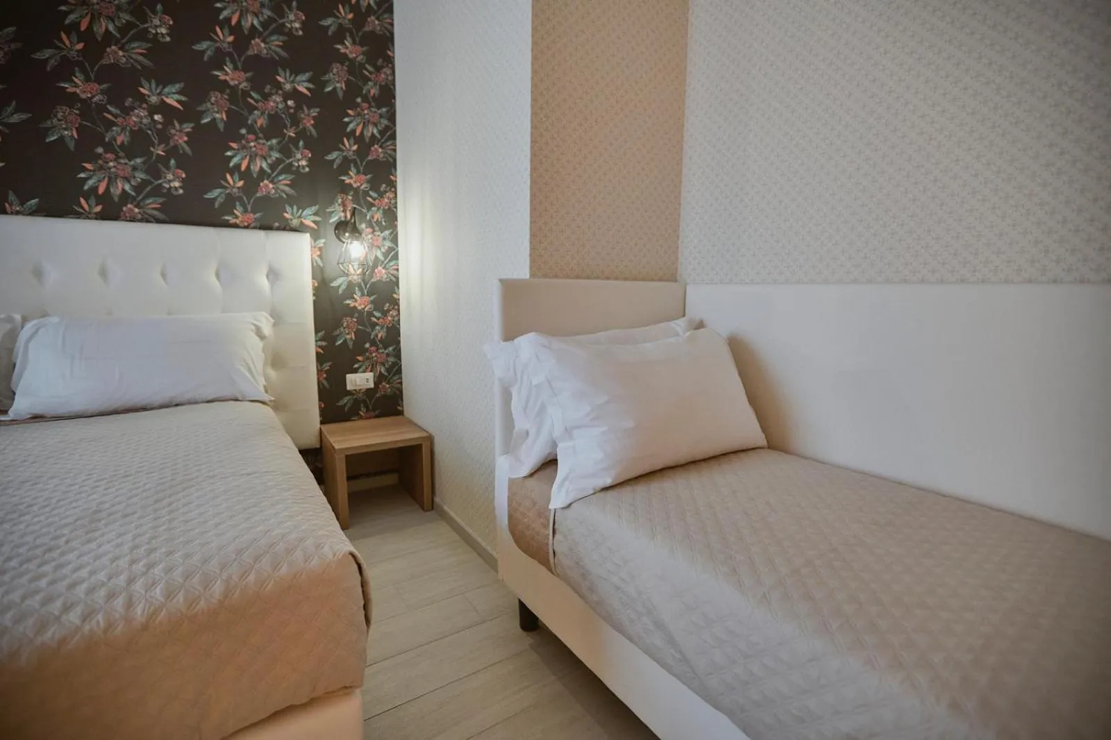 Bed in Castrichella Boutique Hotel Rome Airport