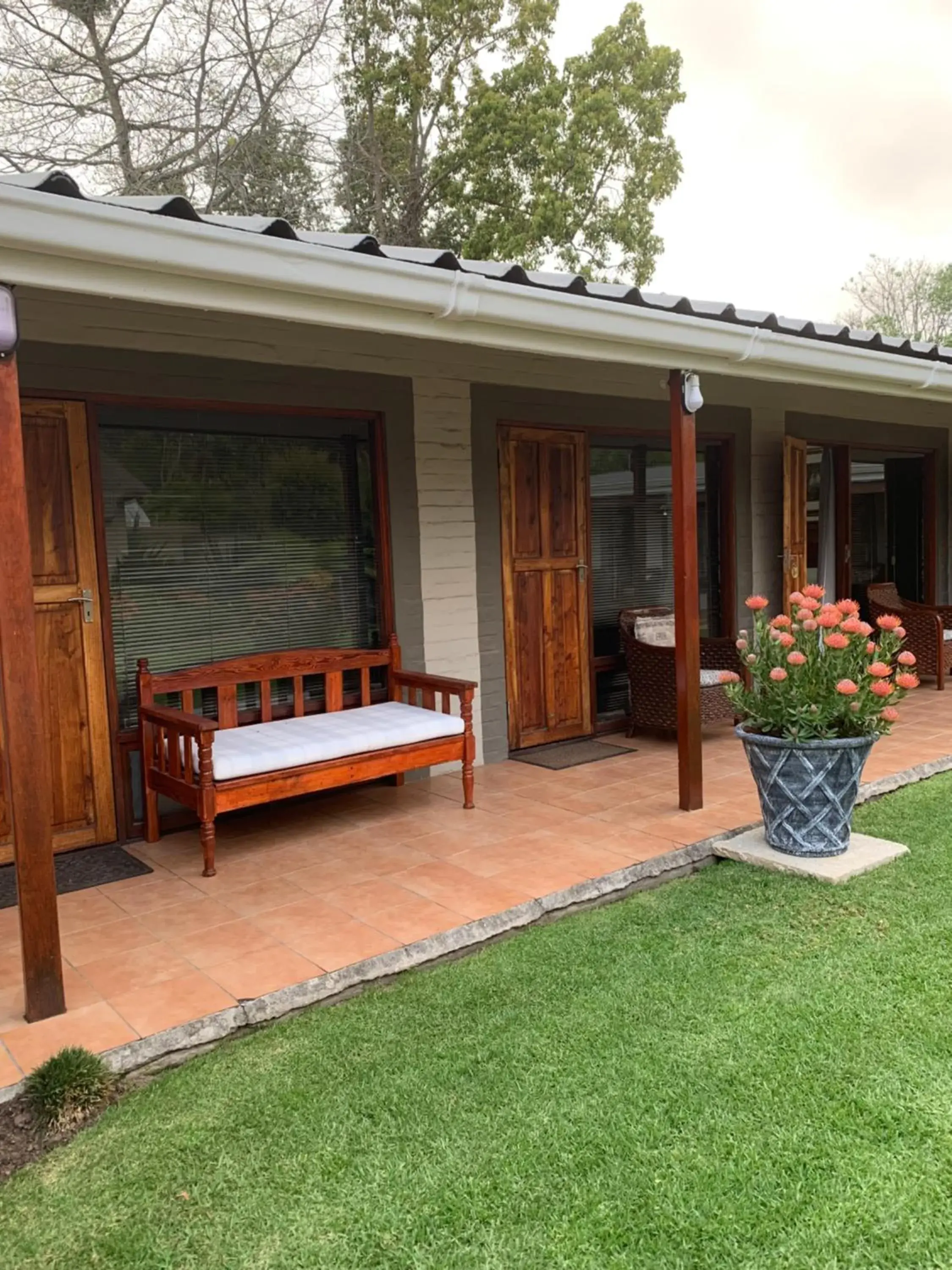 Double Room in Mountain Dew Guest House Double Room in Mountain Dew Guest House