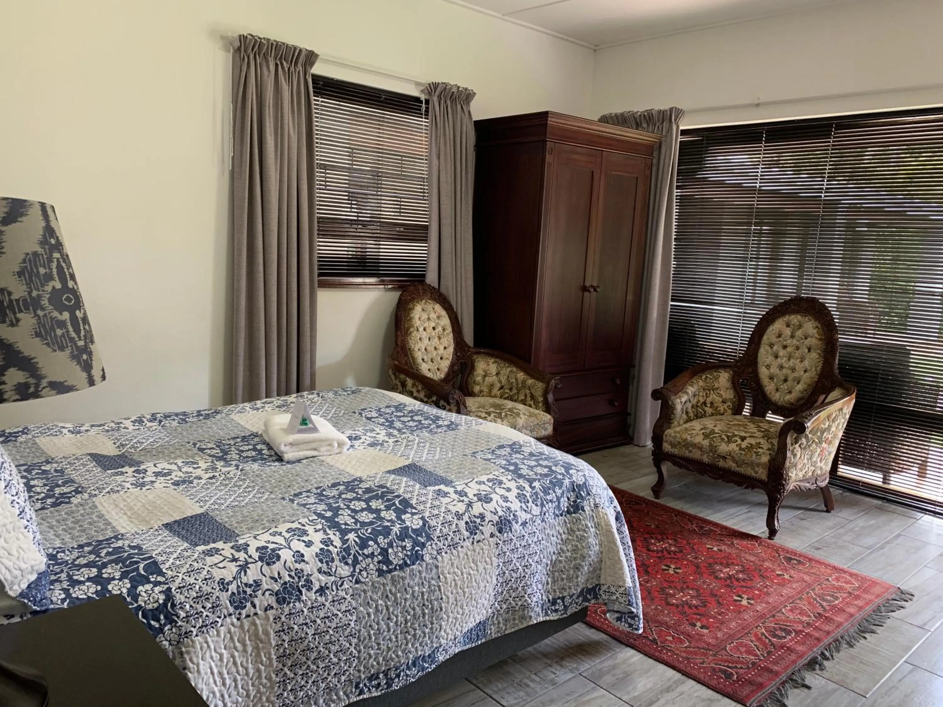 Photo of the whole room, Bed in Mountain Dew Guest House