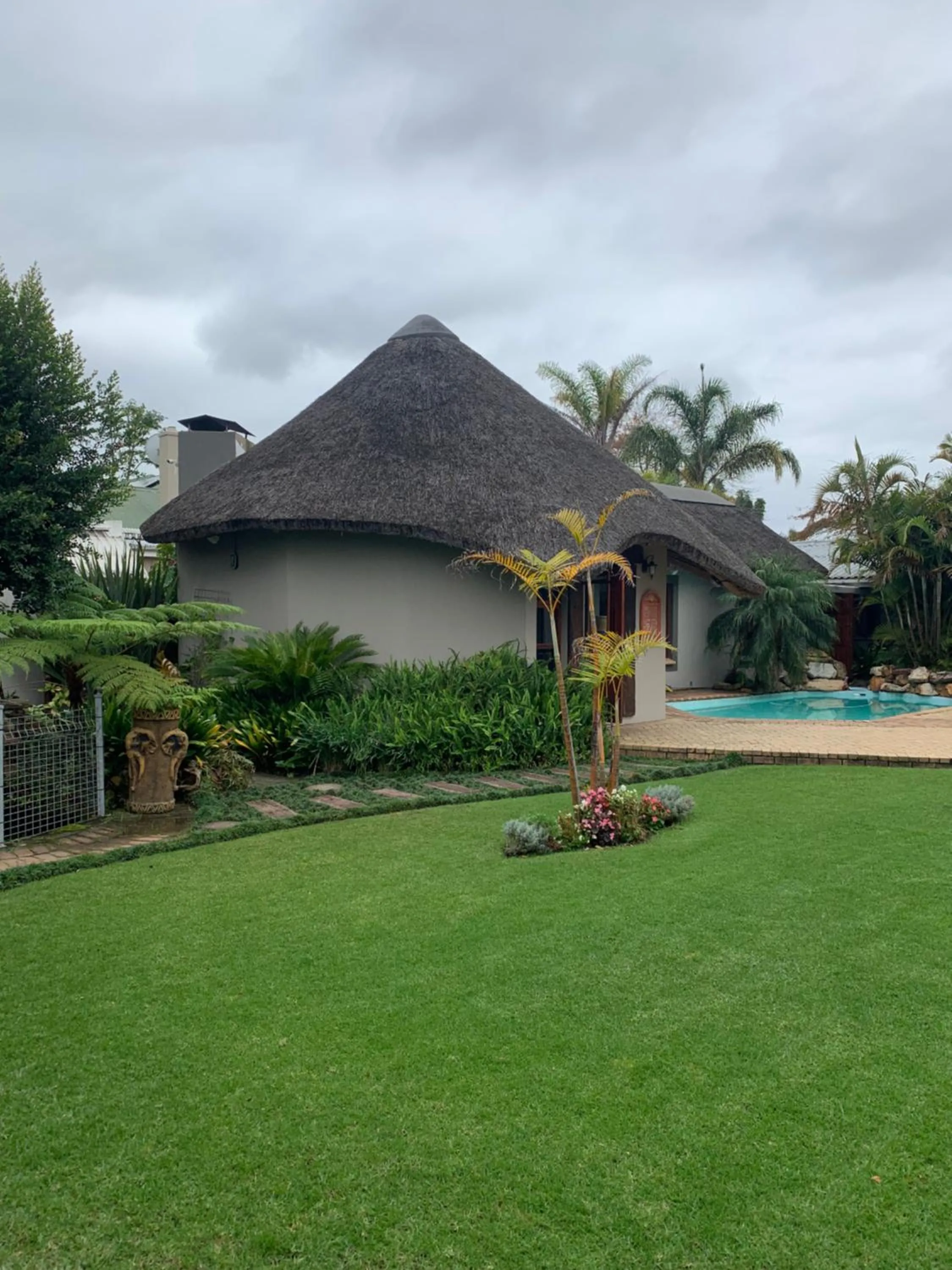 Property building in Mountain Dew Guest House