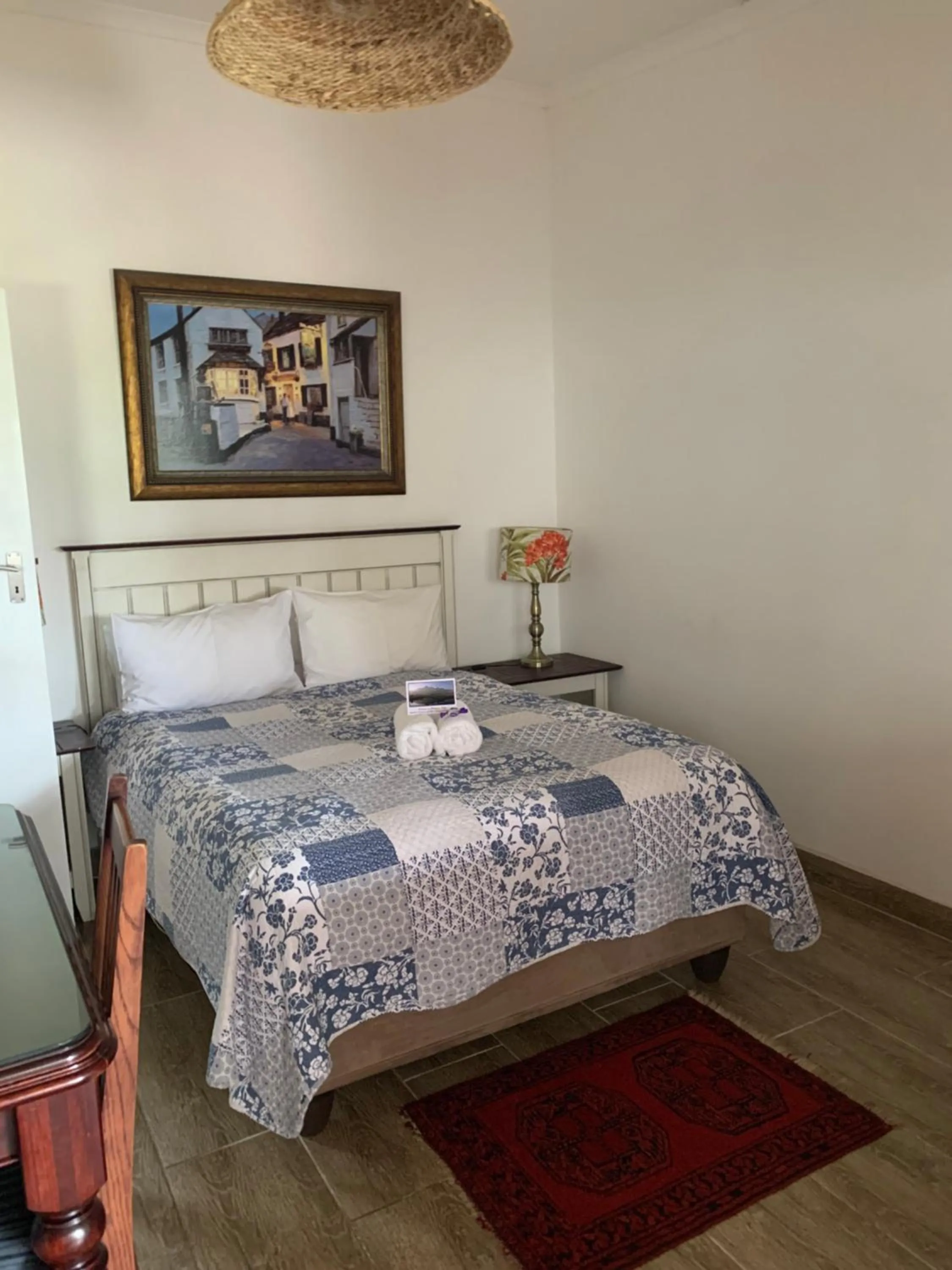 Bedroom, Bed in Mountain Dew Guest House