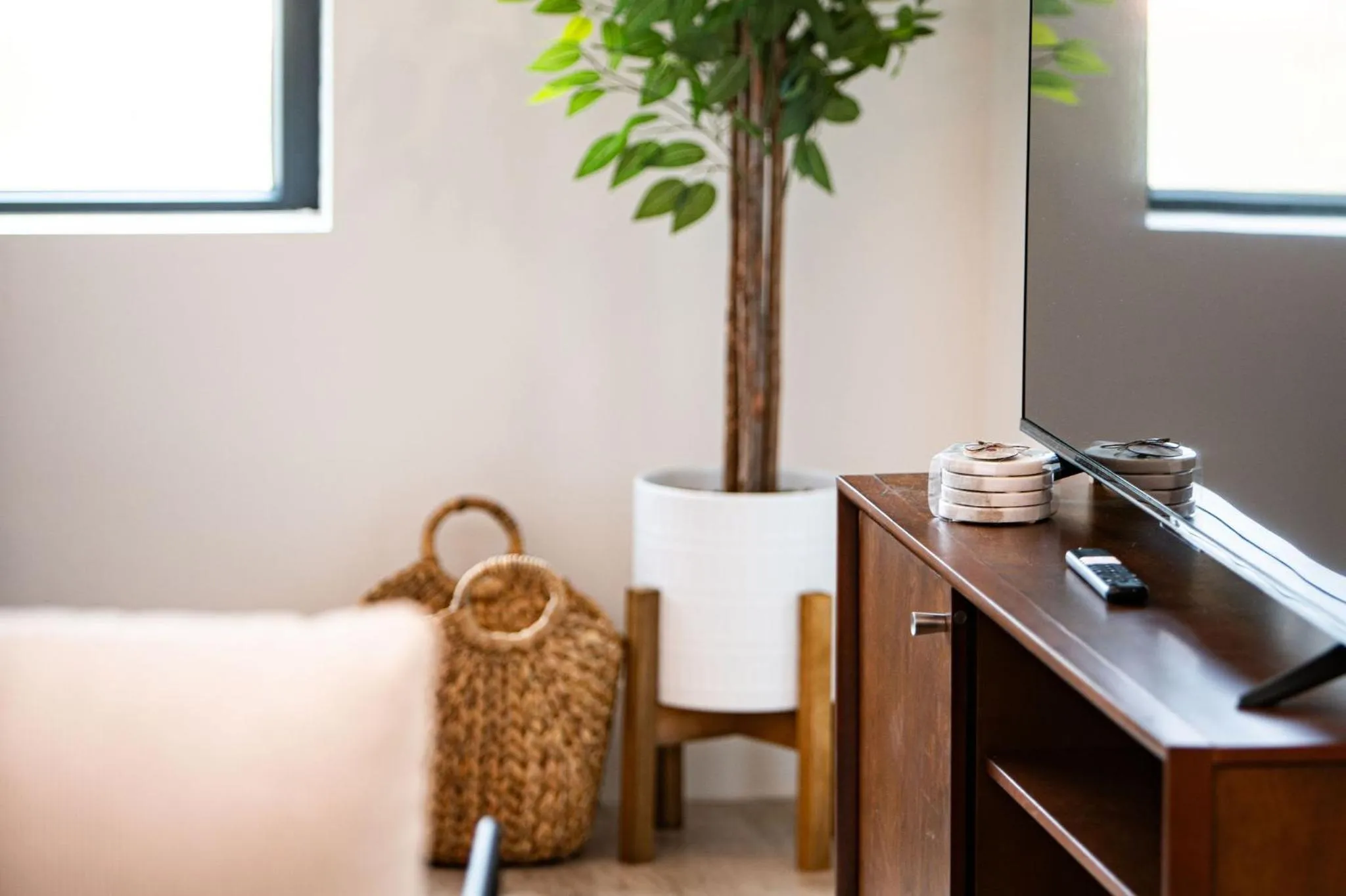 Huckin' Harry's by Revelstoke Vacations