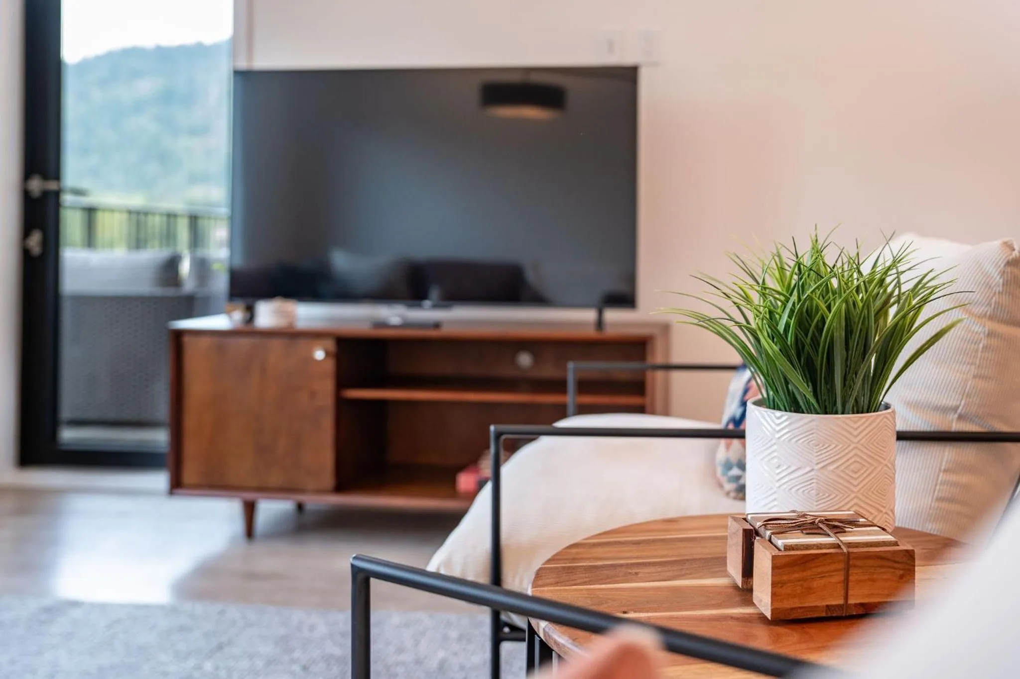 Huckin' Harry's by Revelstoke Vacations