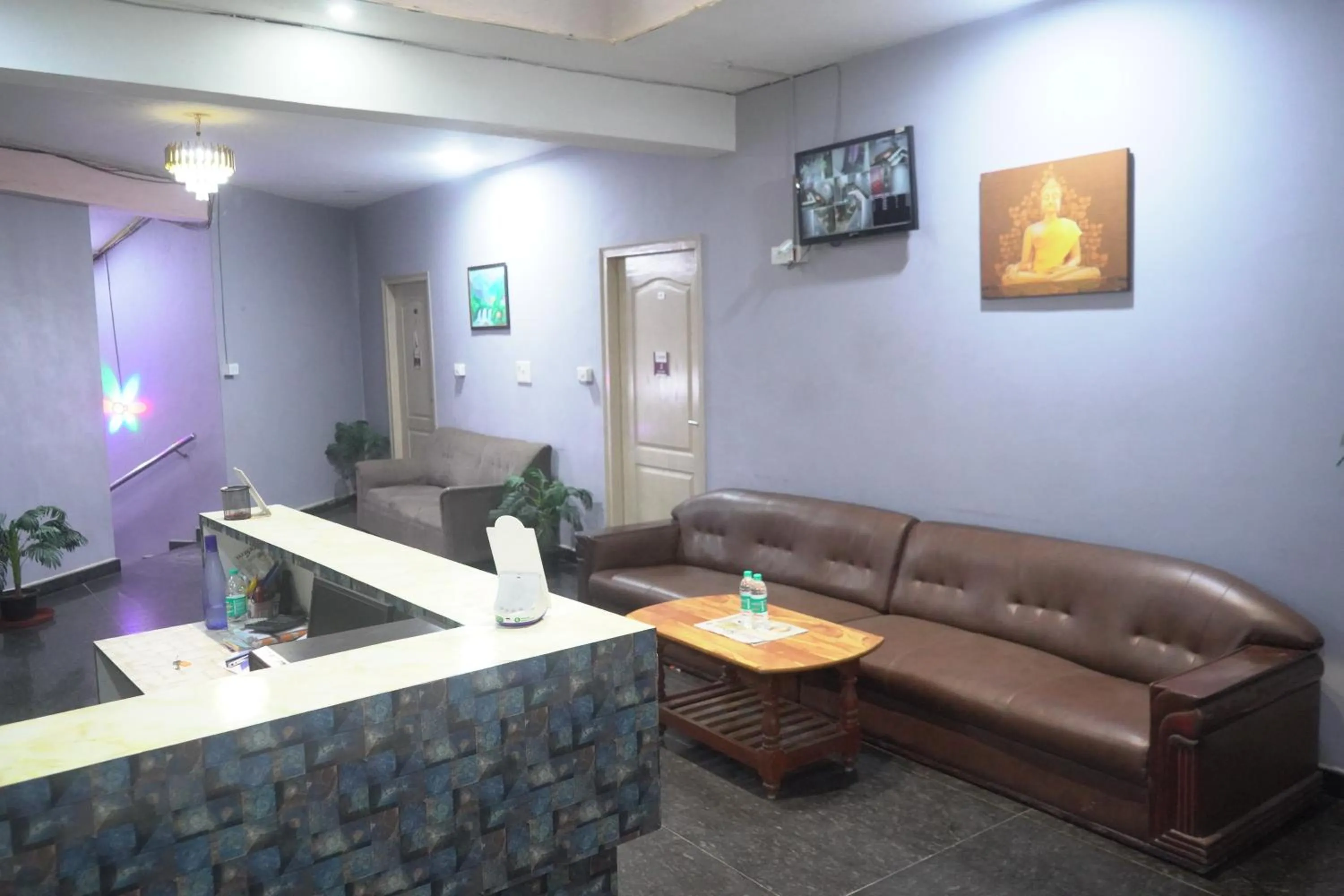 Seating area in Hotel Golden Suites