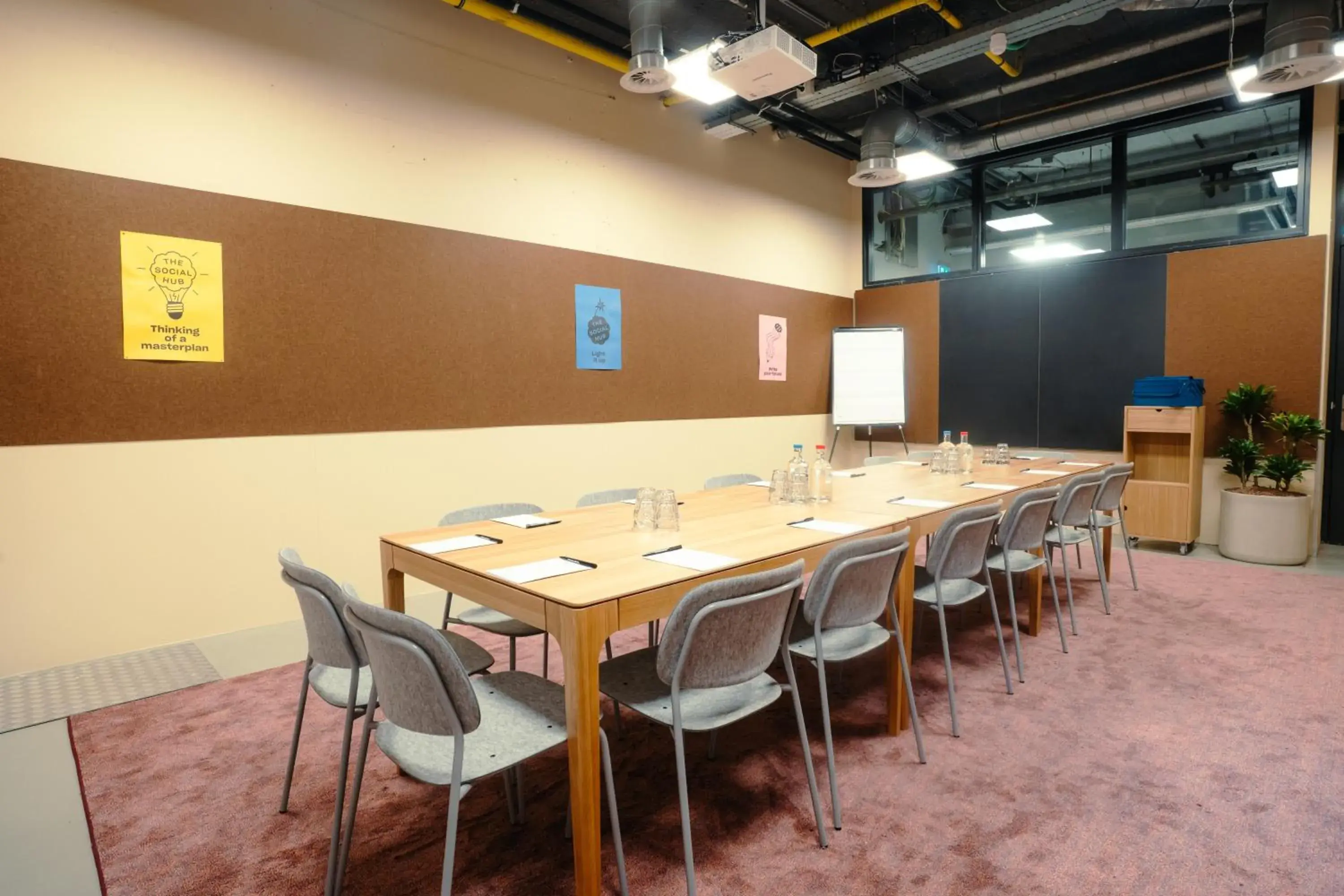 Meeting/conference room in The Social Hub The Hague Meeting/conference room in The Social Hub The Hague