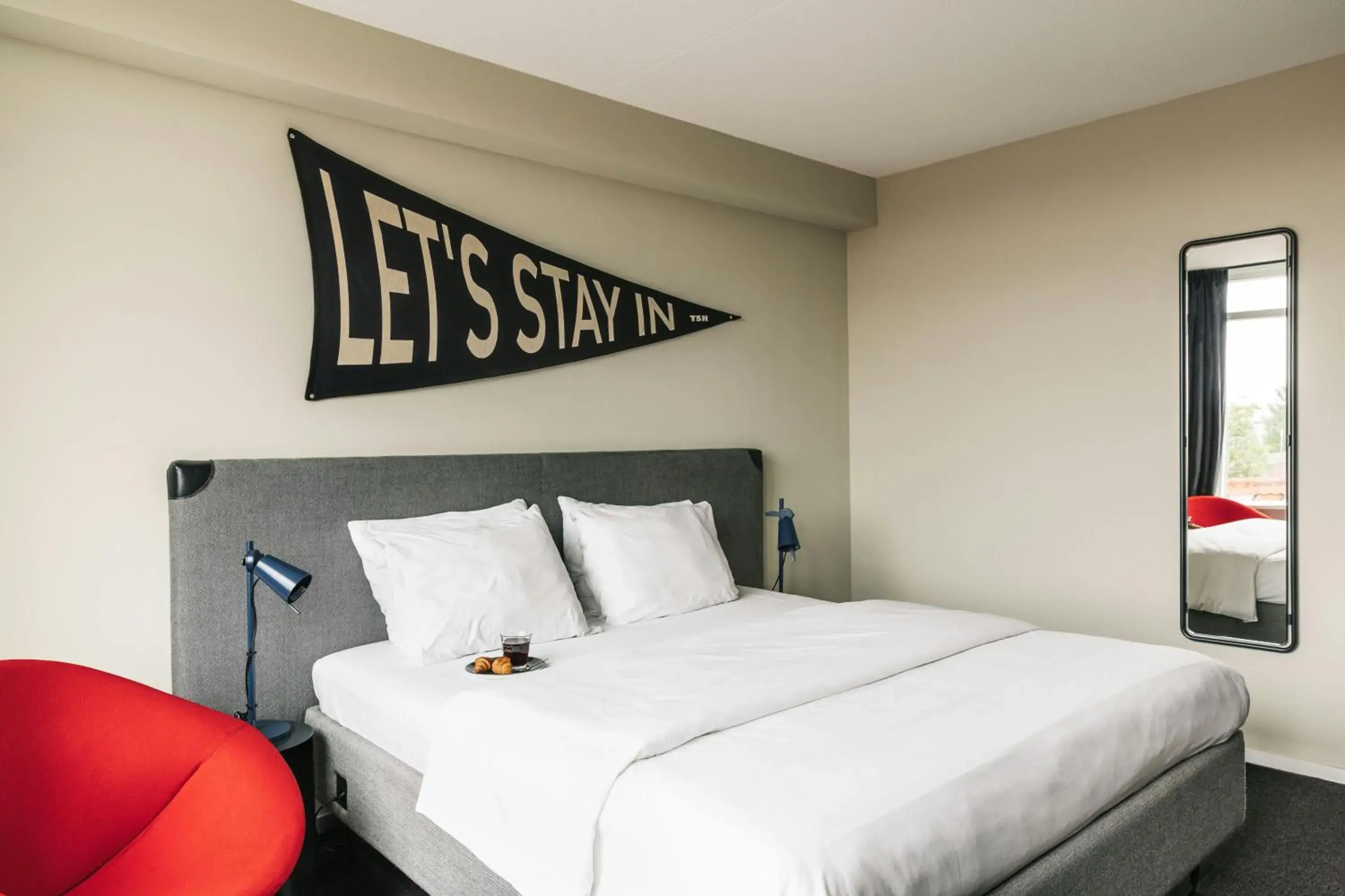 Photo of the whole room, Bed in The Social Hub The Hague Photo of the whole room, Bed in The Social Hub The Hague