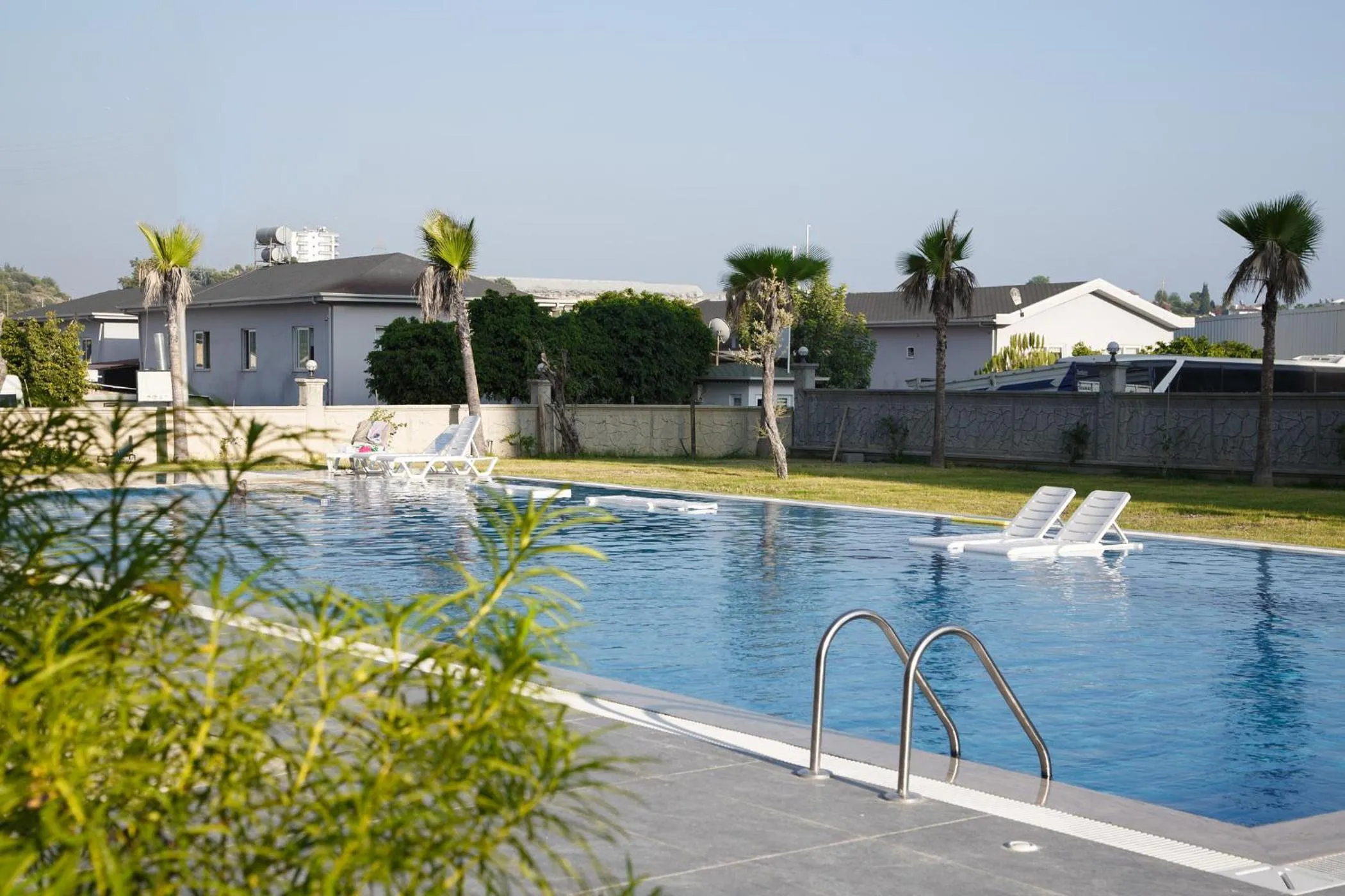 Swimming pool in ArtLife apartments (FAUNA)