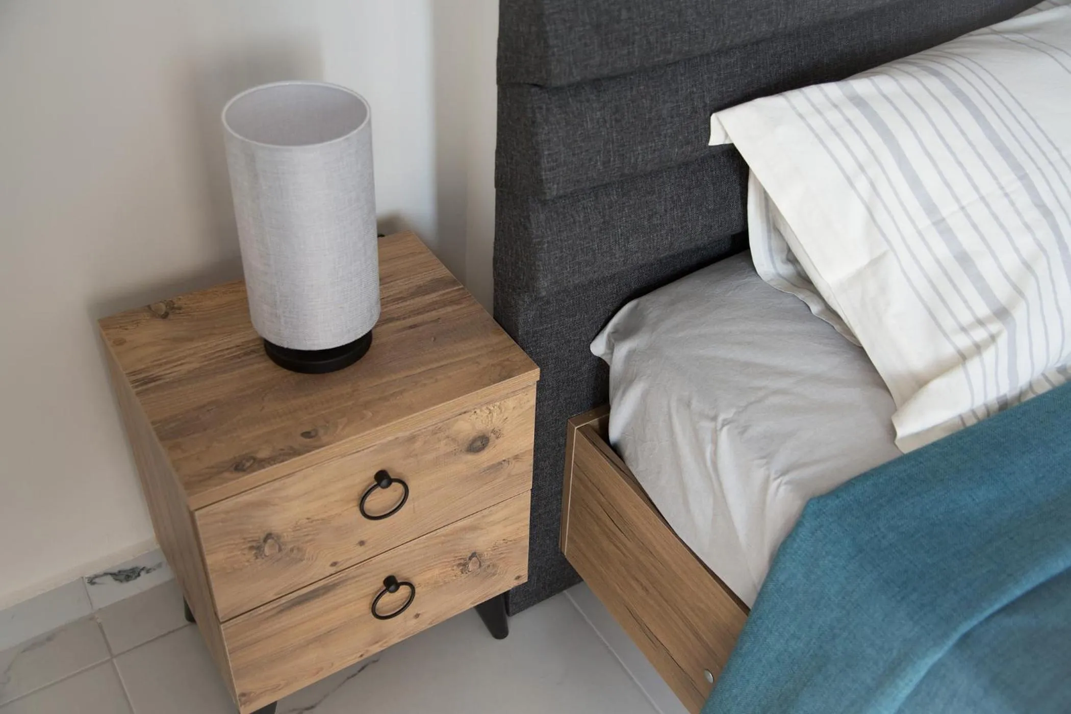 Bed in ArtLife apartments (FAUNA)