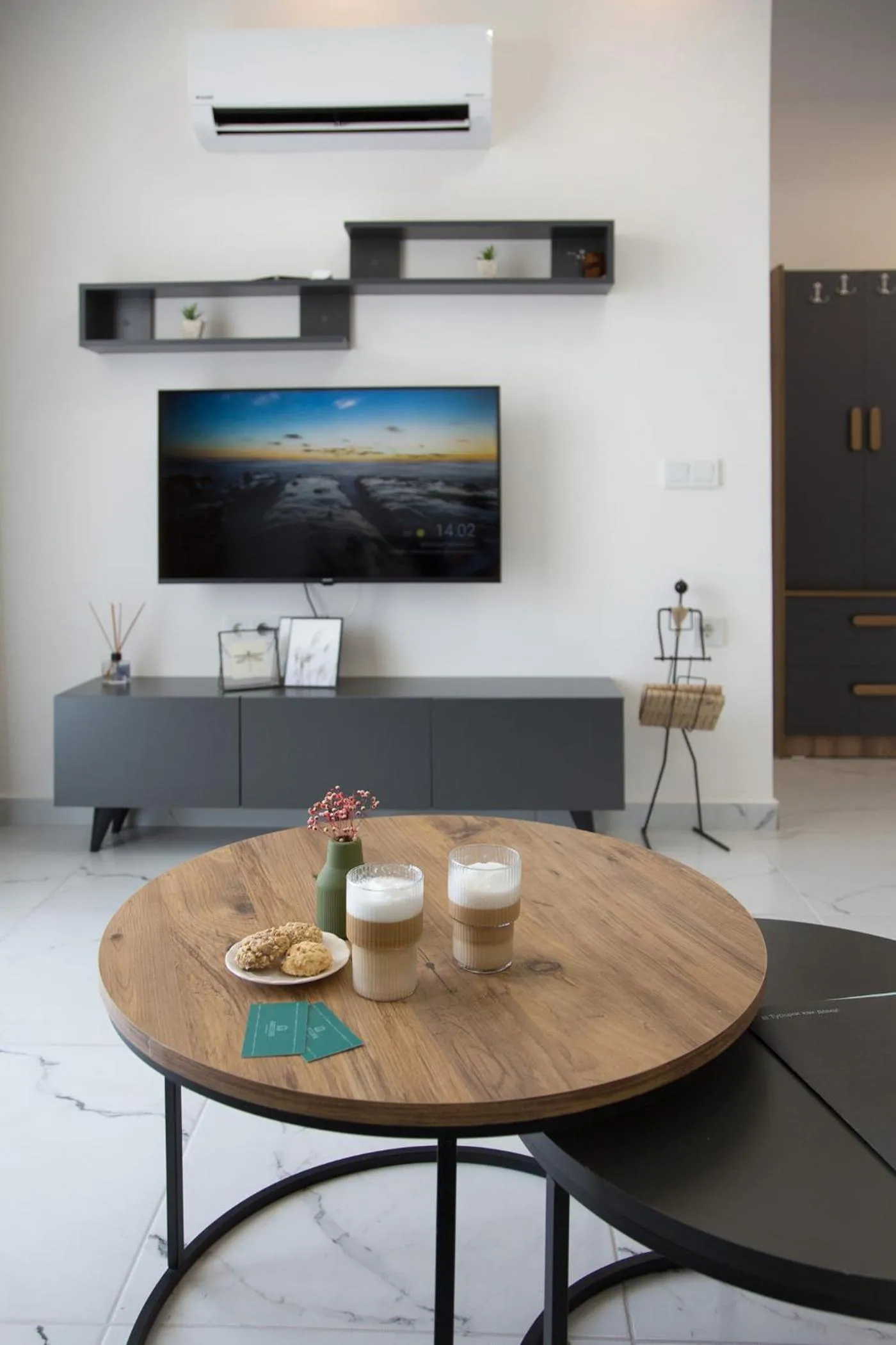 TV and multimedia in ArtLife apartments (FAUNA)