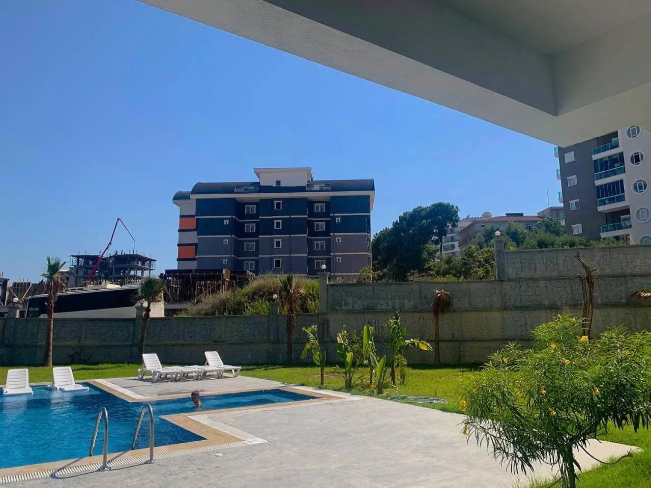 Swimming pool in ArtLife apartments (FAUNA)