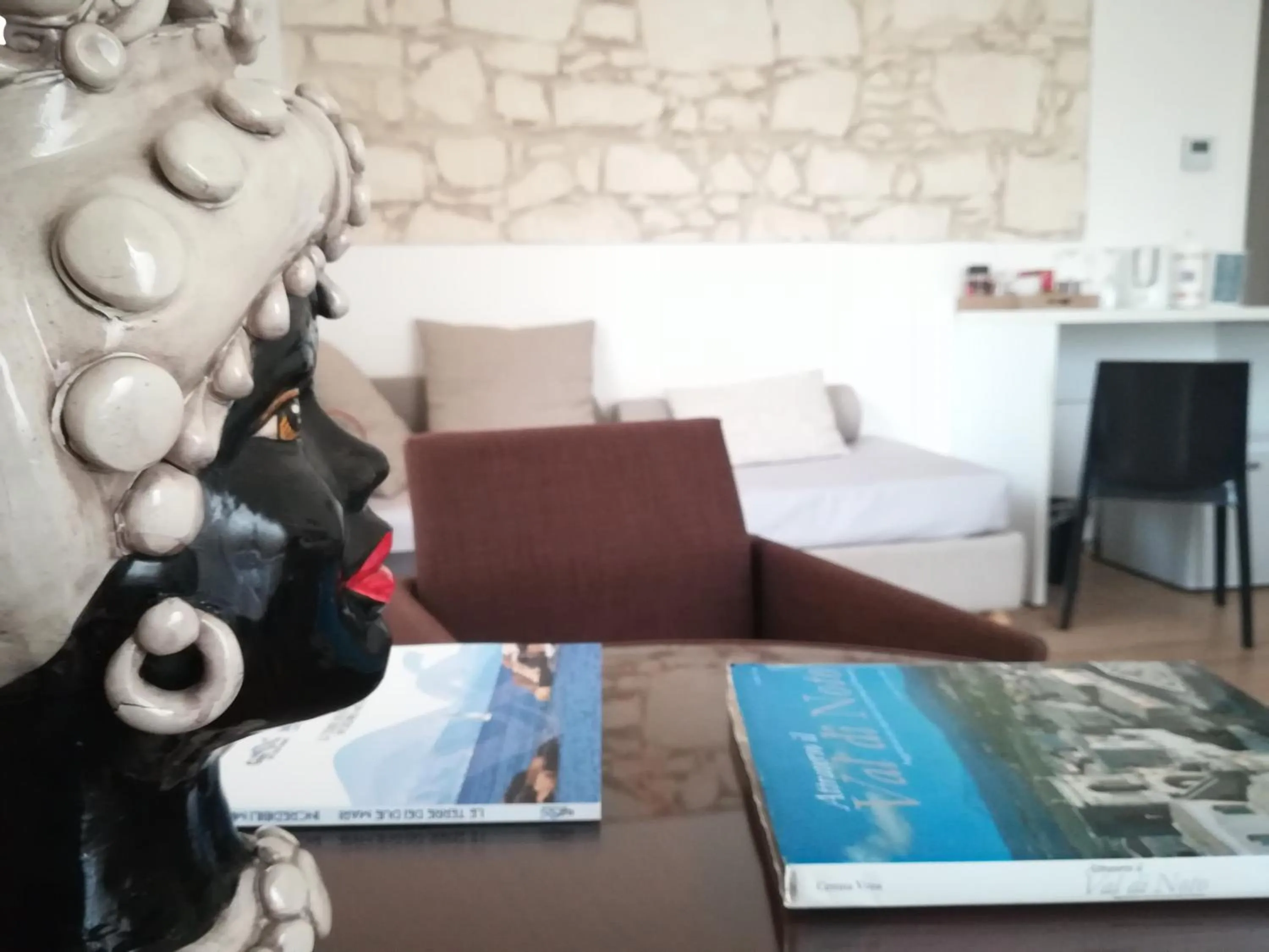 Decorative detail in I Santi Coronati