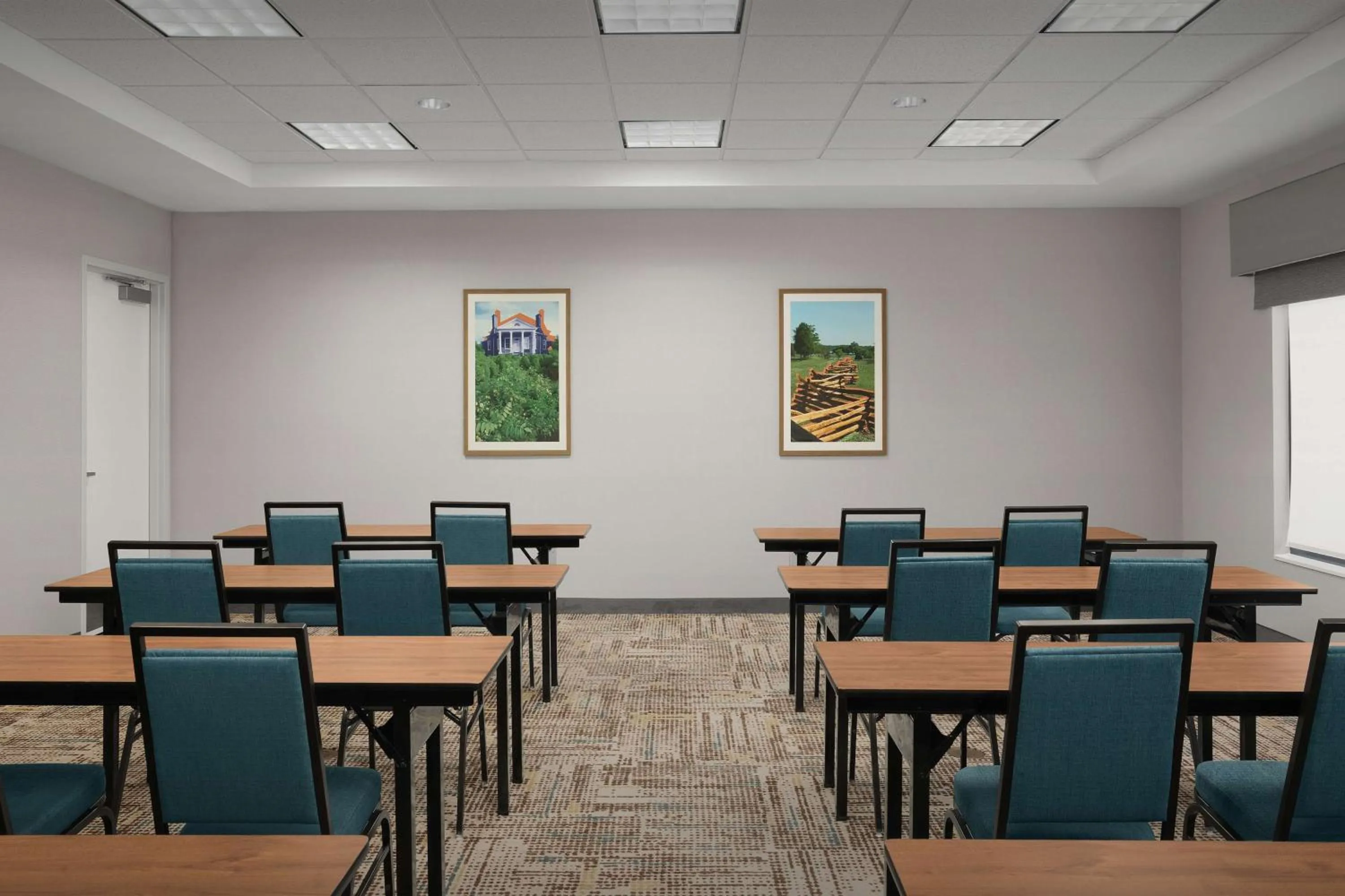Meeting/conference room in Hampton Inn and Suites Lynchburg