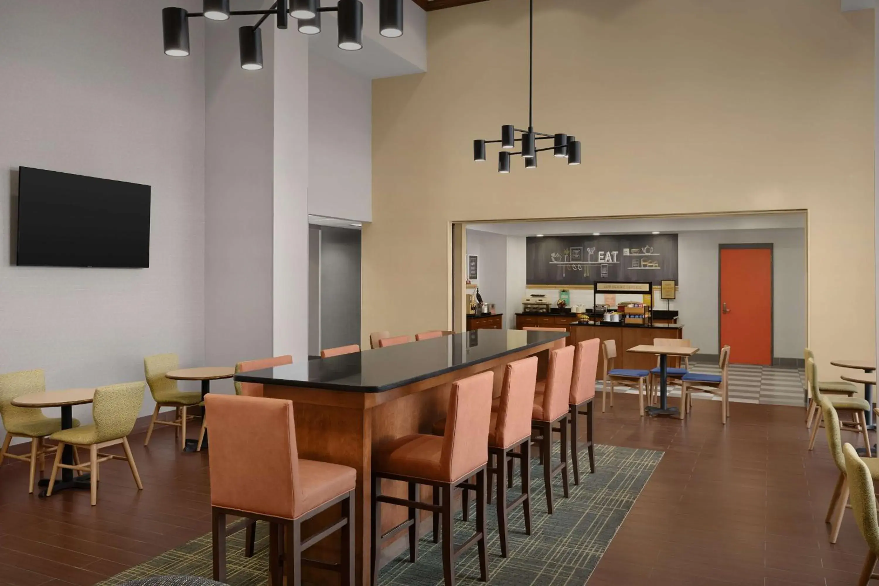 Breakfast in Hampton Inn and Suites Lynchburg Breakfast in Hampton Inn and Suites Lynchburg