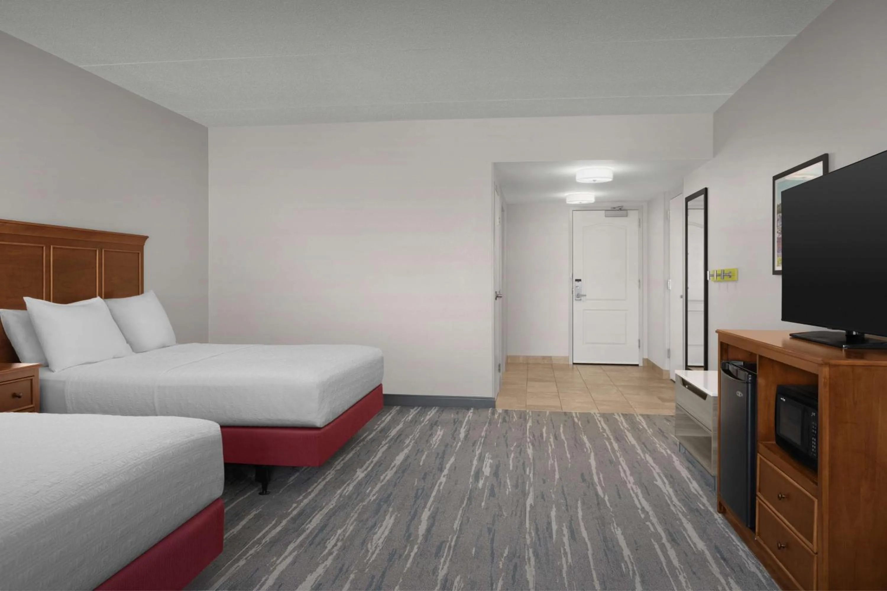 Bed in Hampton Inn and Suites Lynchburg