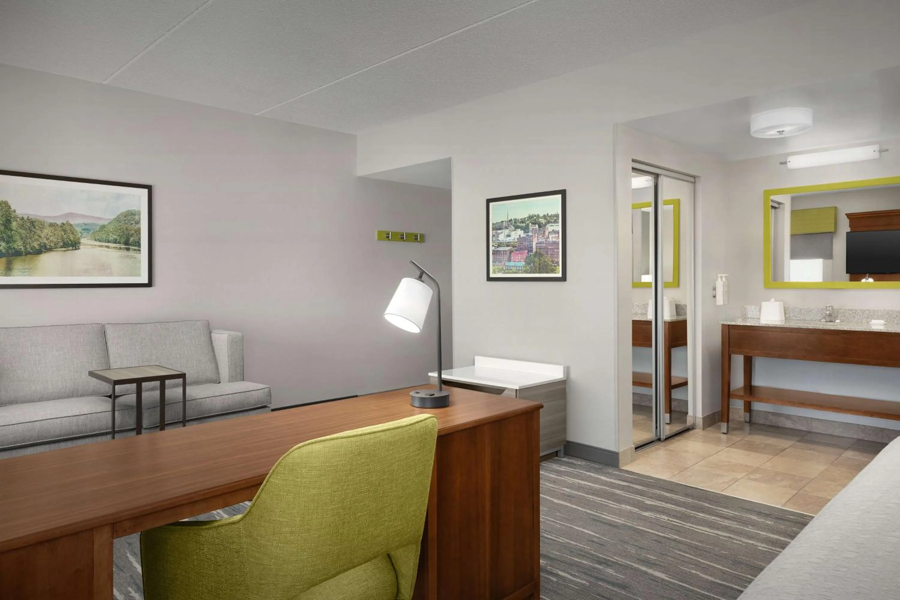 Living room, Bed in Hampton Inn and Suites Lynchburg