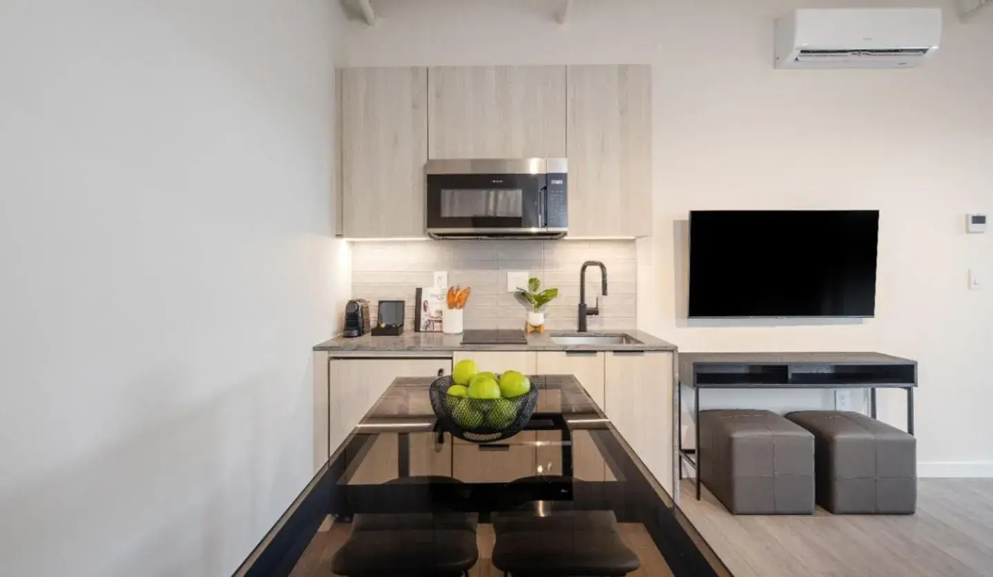 kitchen in Steveston Waterfront Hotel kitchen in Steveston Waterfront Hotel