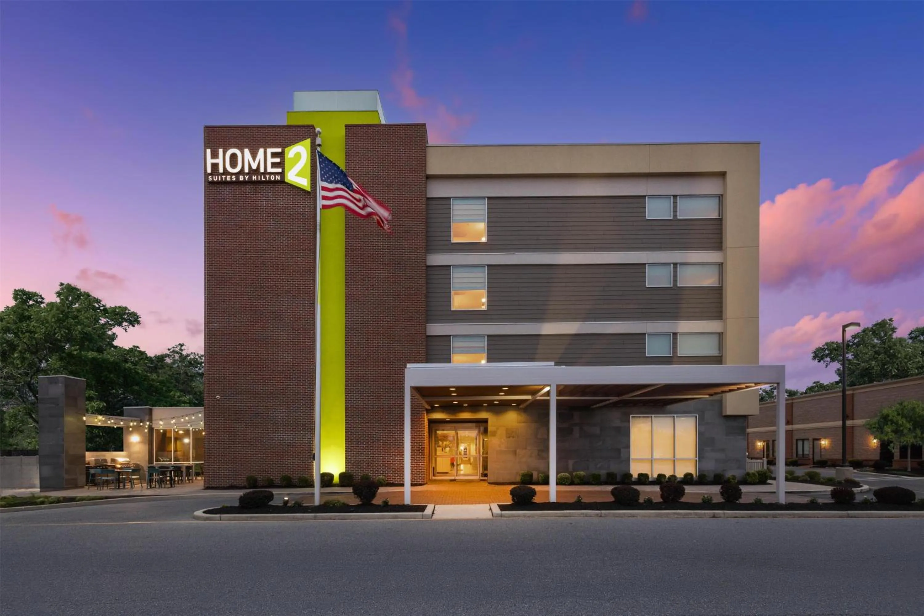 Property building in Home2 Suites Dover
