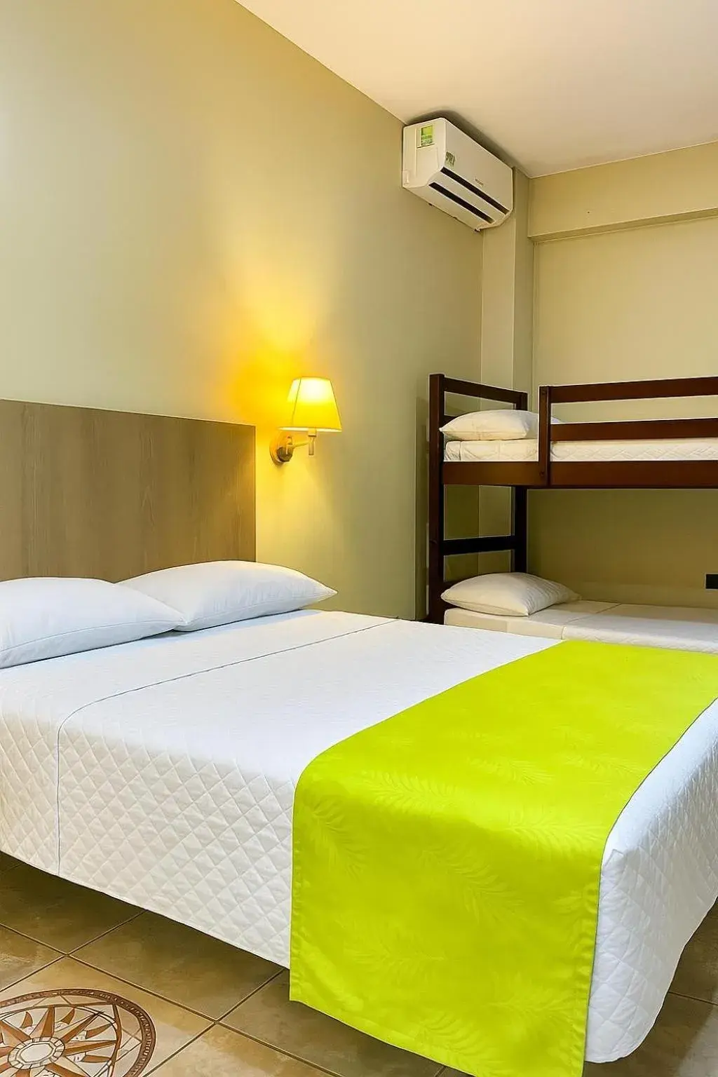 Twin Room in HOTEL MANTA BEACH MADRIGAL Twin Room in HOTEL MANTA BEACH MADRIGAL