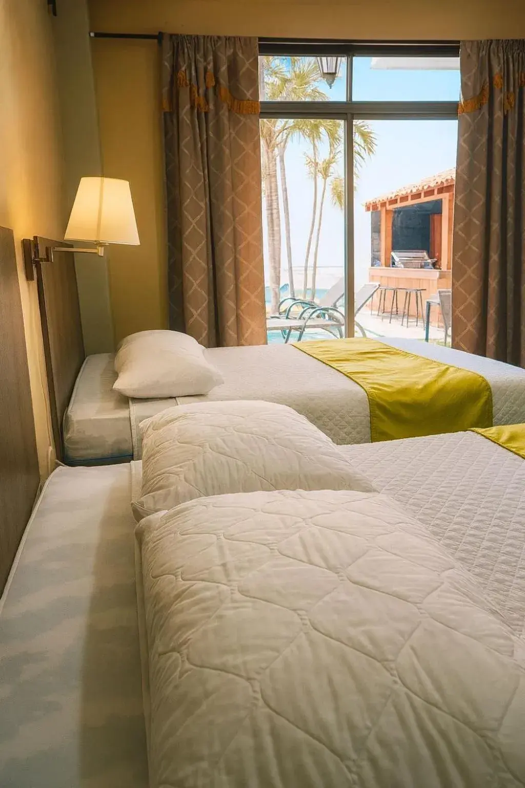 Comfort Triple Room in HOTEL MANTA BEACH MADRIGAL Comfort Triple Room in HOTEL MANTA BEACH MADRIGAL