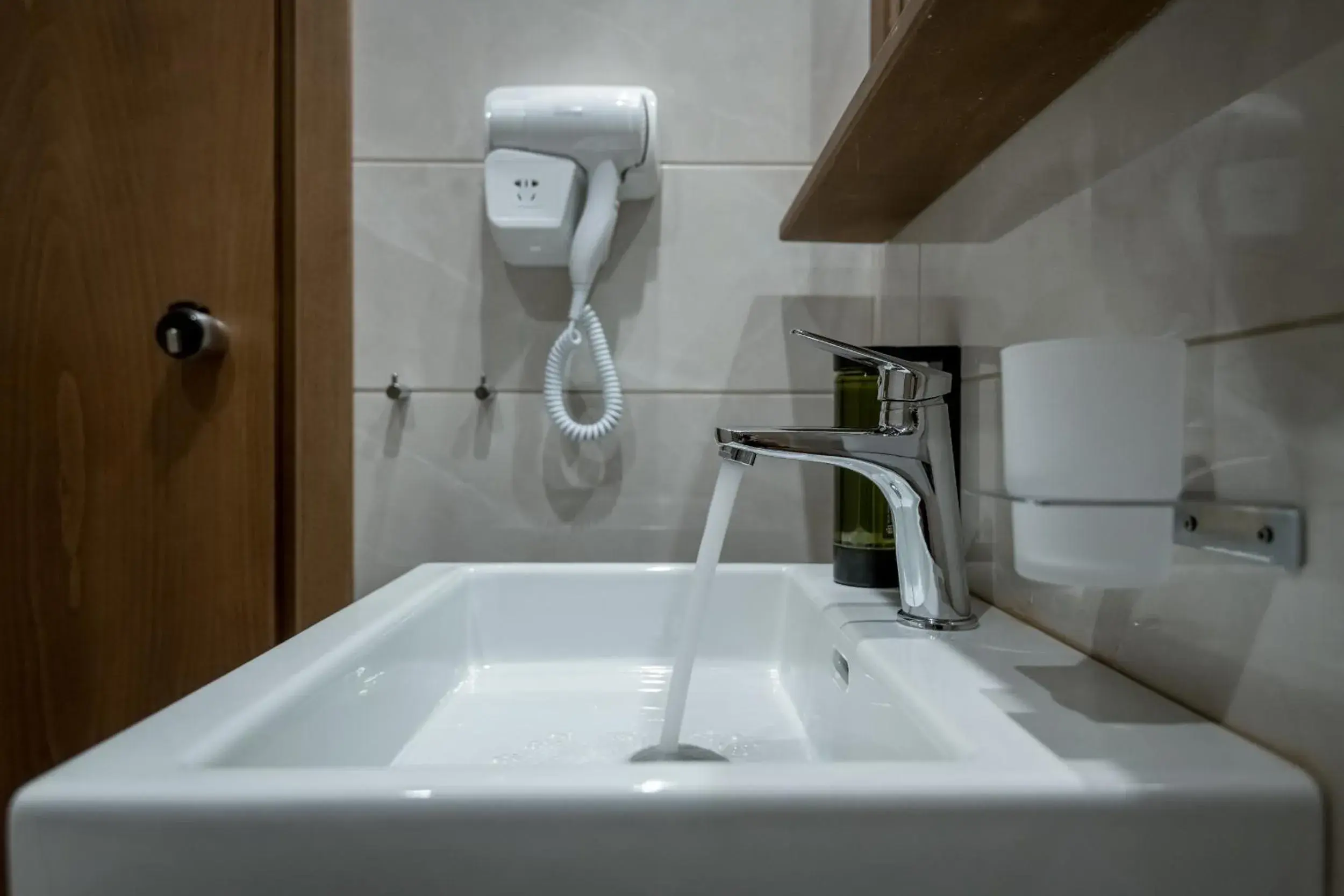 Superior One-Bedroom Apartment in Angela Superior One-Bedroom Apartment in Angela