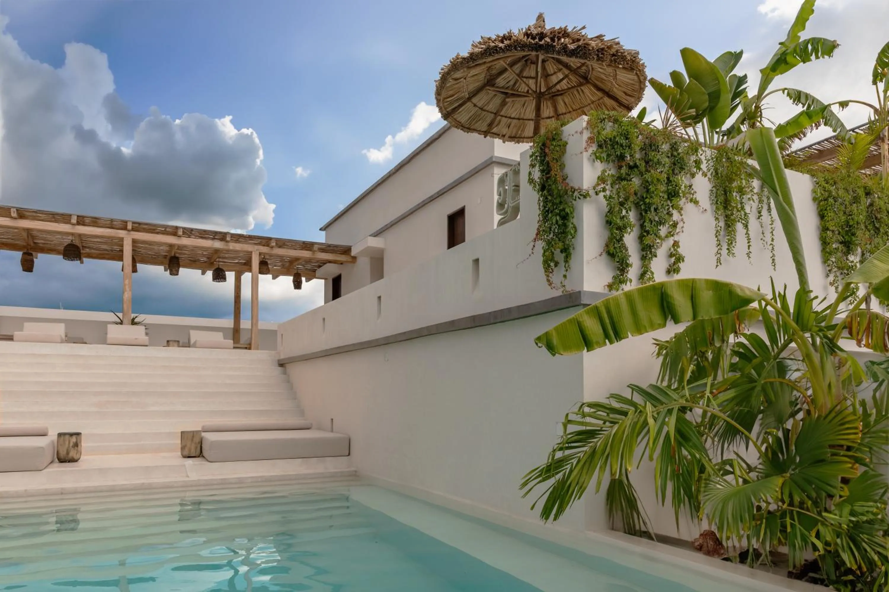 Pool view in Nãmas Tulum