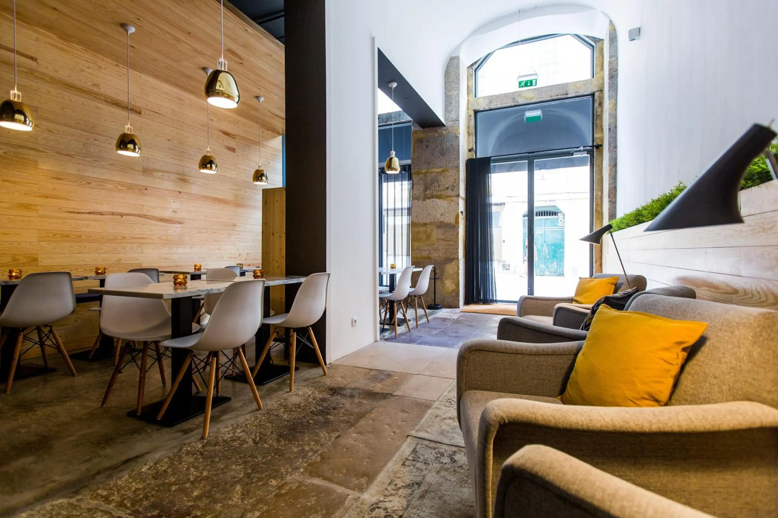 Lobby or reception in The 8 - Downtown Suites