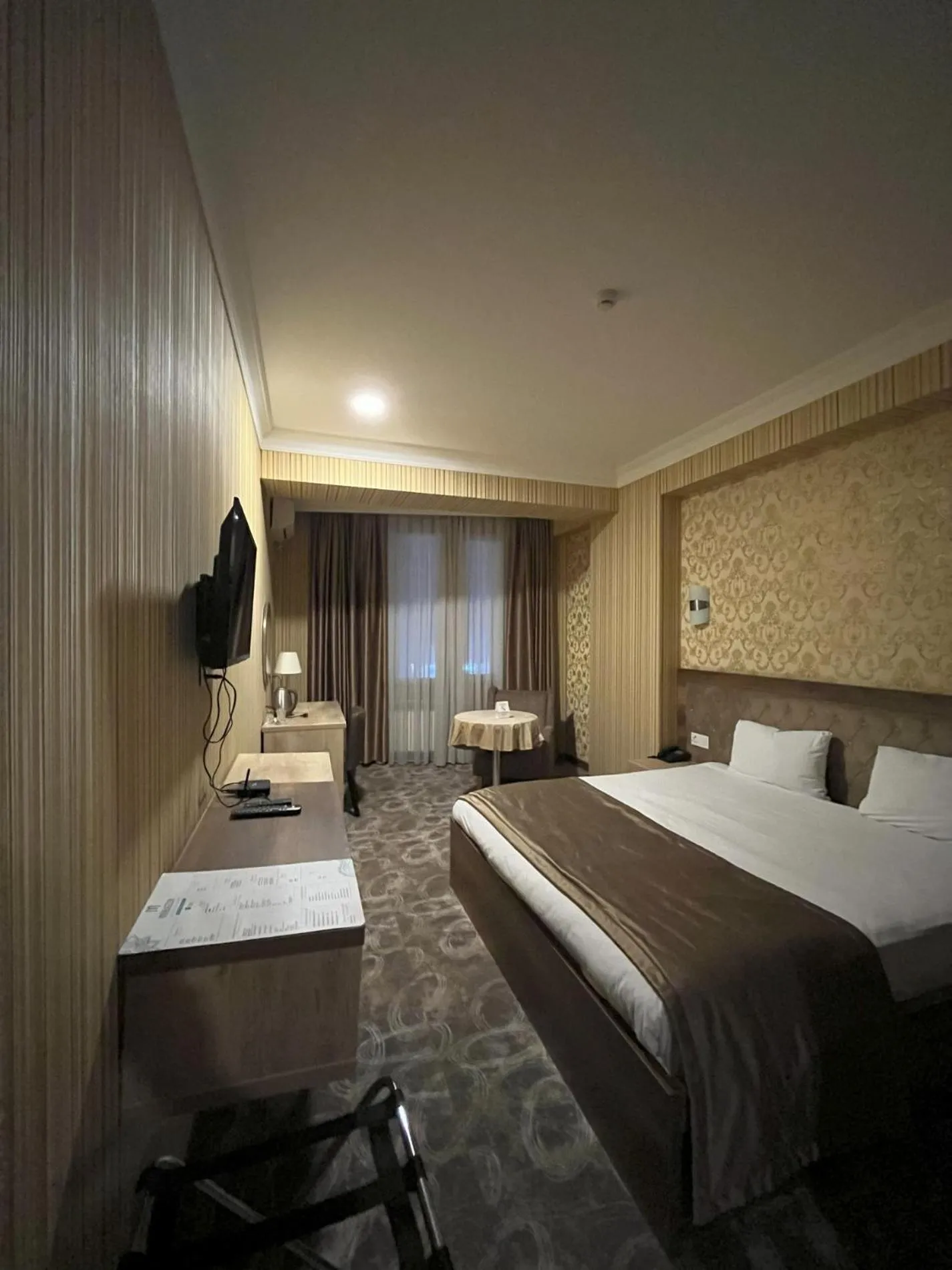 Bed in King Hotel Baku