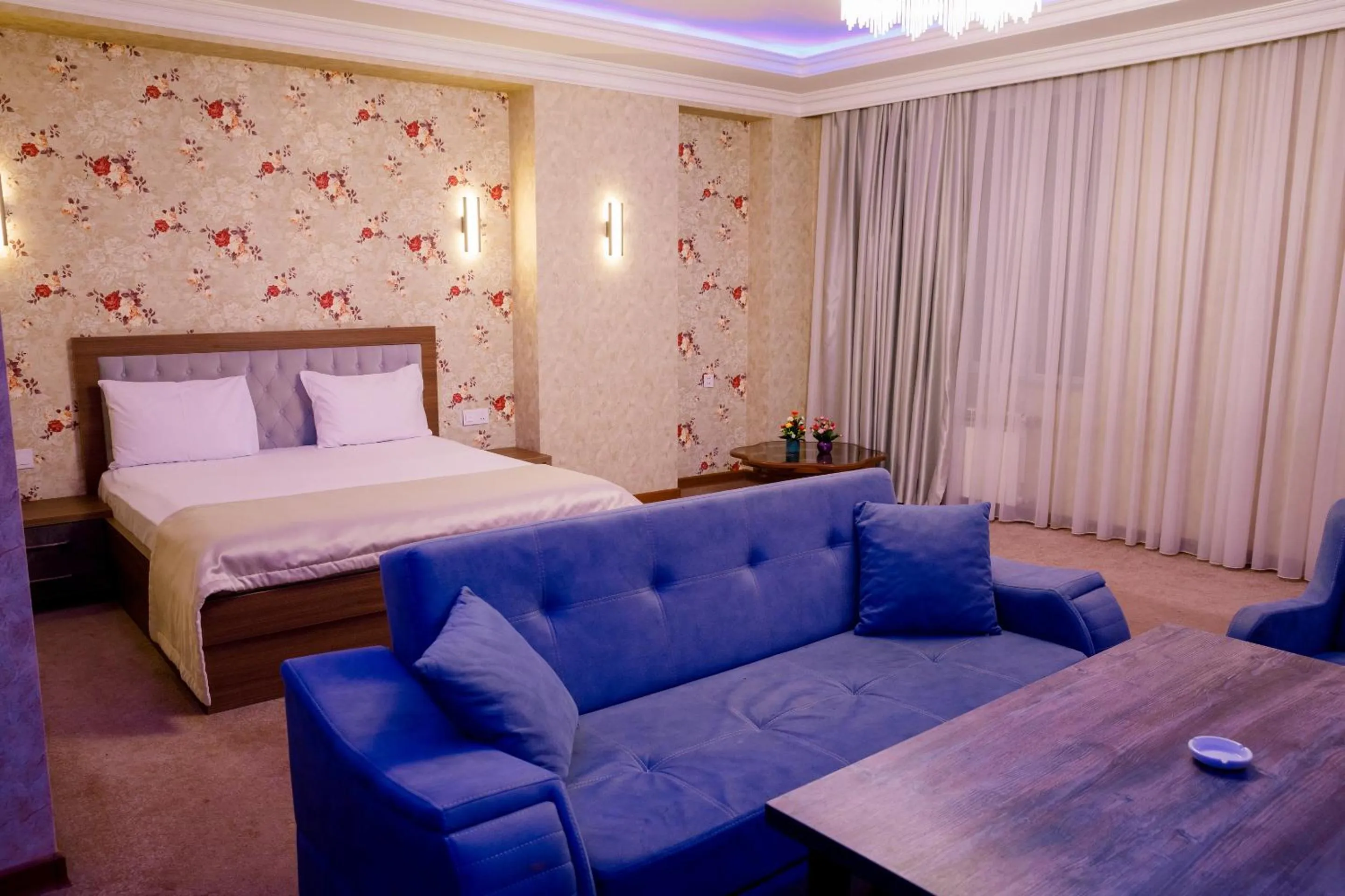 Bed in King Hotel Baku