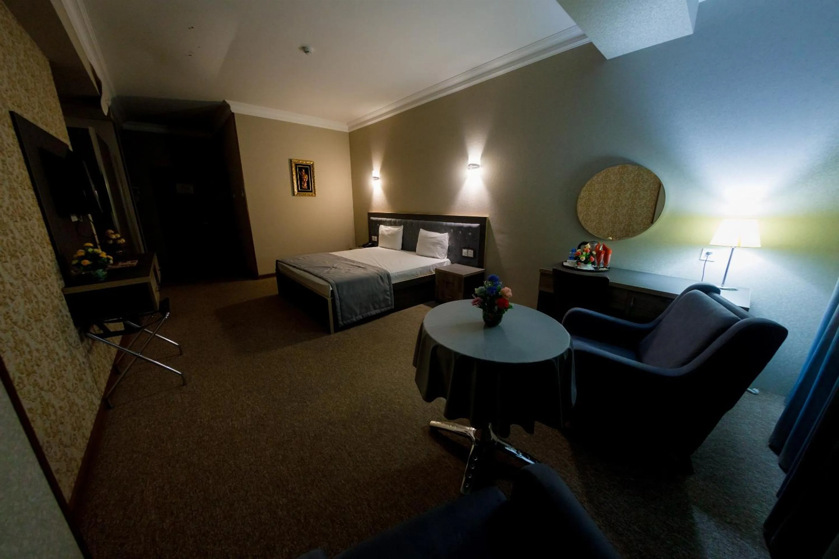 Photo of the whole room, Bed in King Hotel Baku