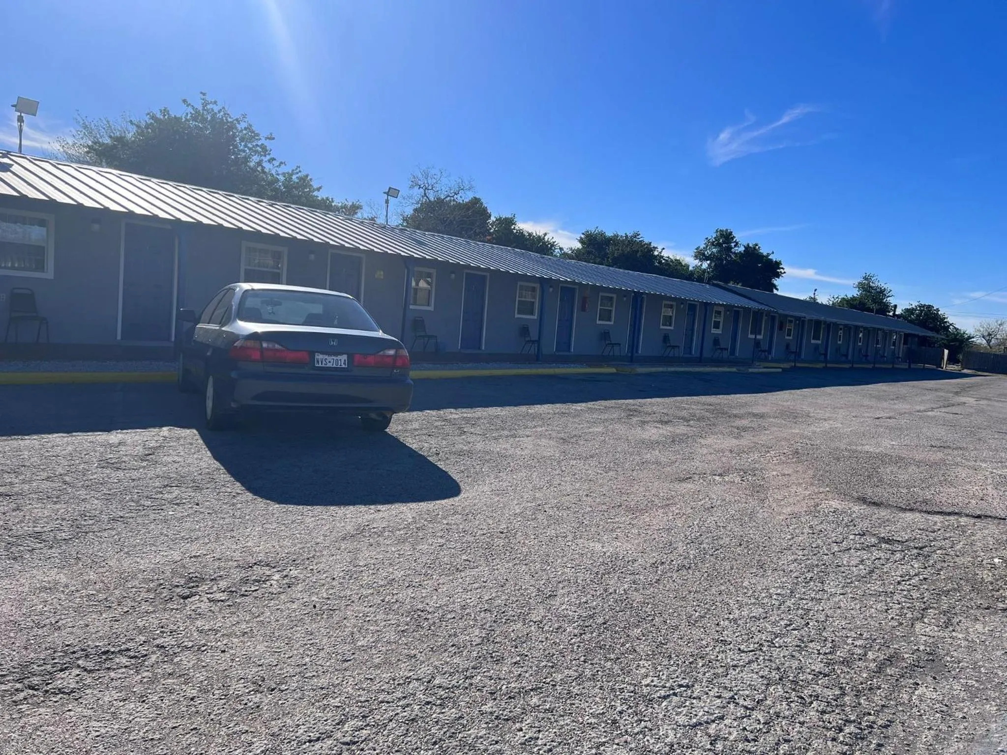 Parking in Budget Inn